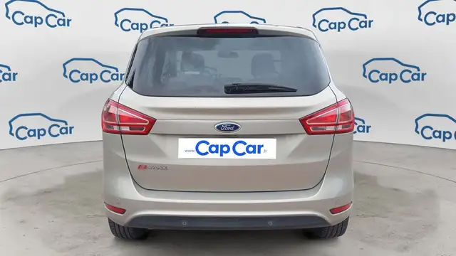 Ford B-Max view 3