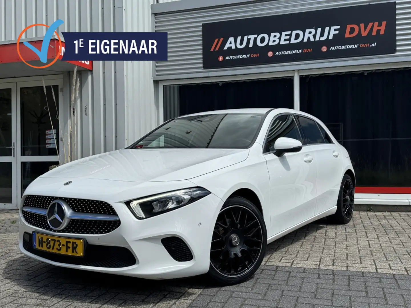 Mercedes-Benz A 180 | AUTOMAAT | STOELVERW. | LED | Blanc - 1