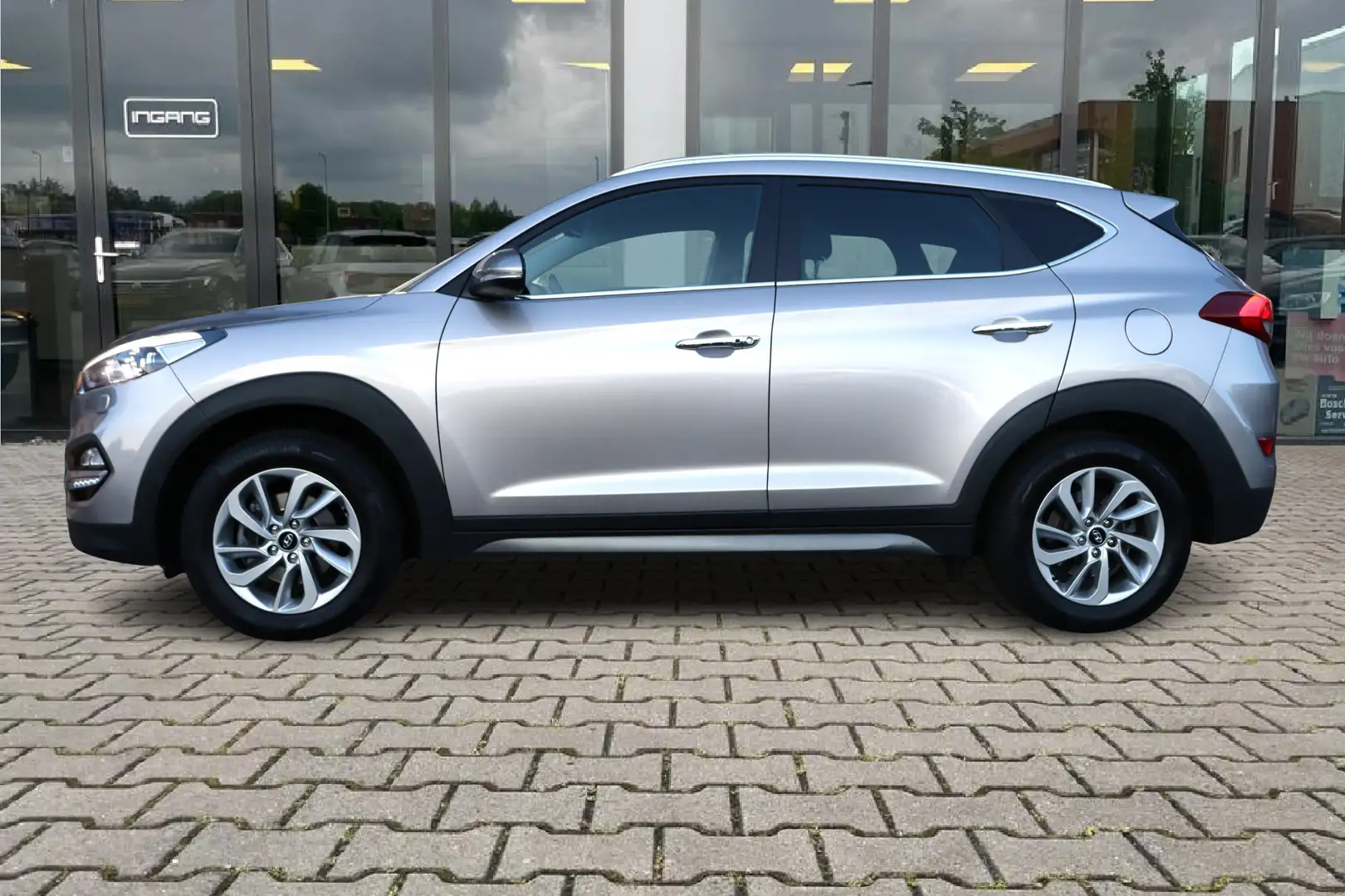 Hyundai TUCSON 1.6 GDi Premium | Camera | Trekhaak | Winter Pakke Wit - 2