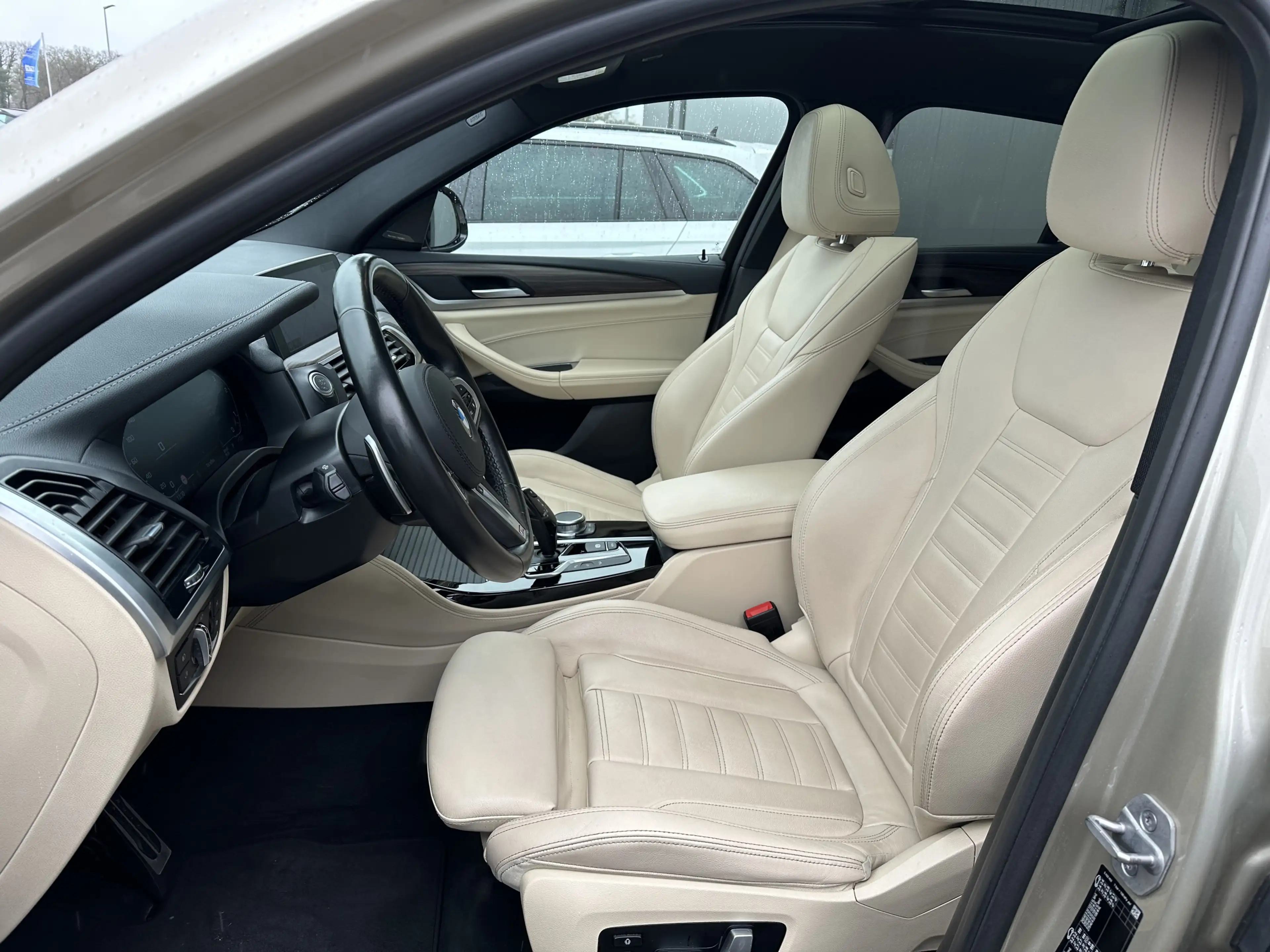 BMW X4 M NAV+LED+HEAD-UP+PANO+360°+H&K+STANDHEIZUNG — photo 9