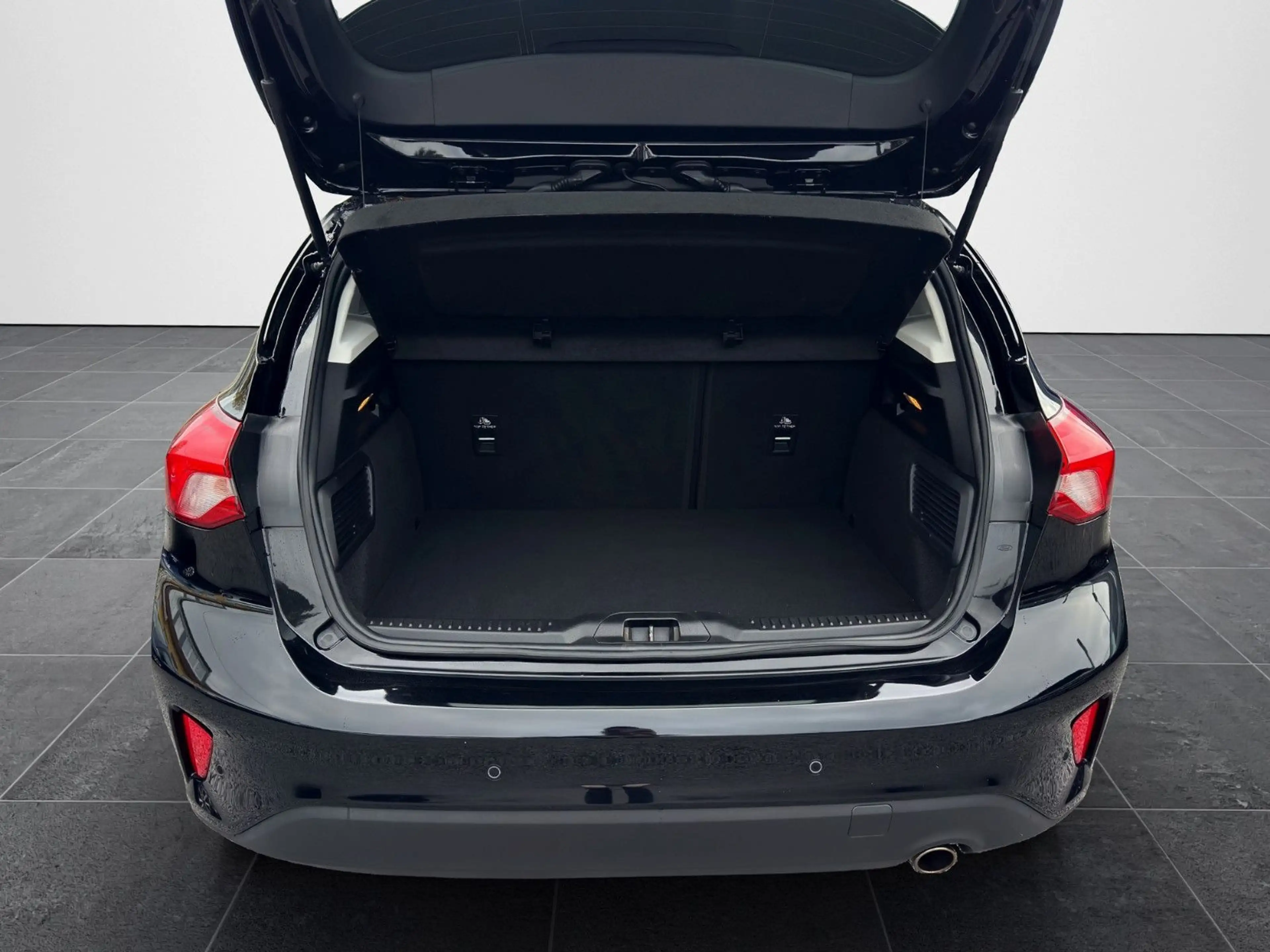 Ford Focus Lim. Titanium*PANORAMA*LED*Head-Up — photo 19