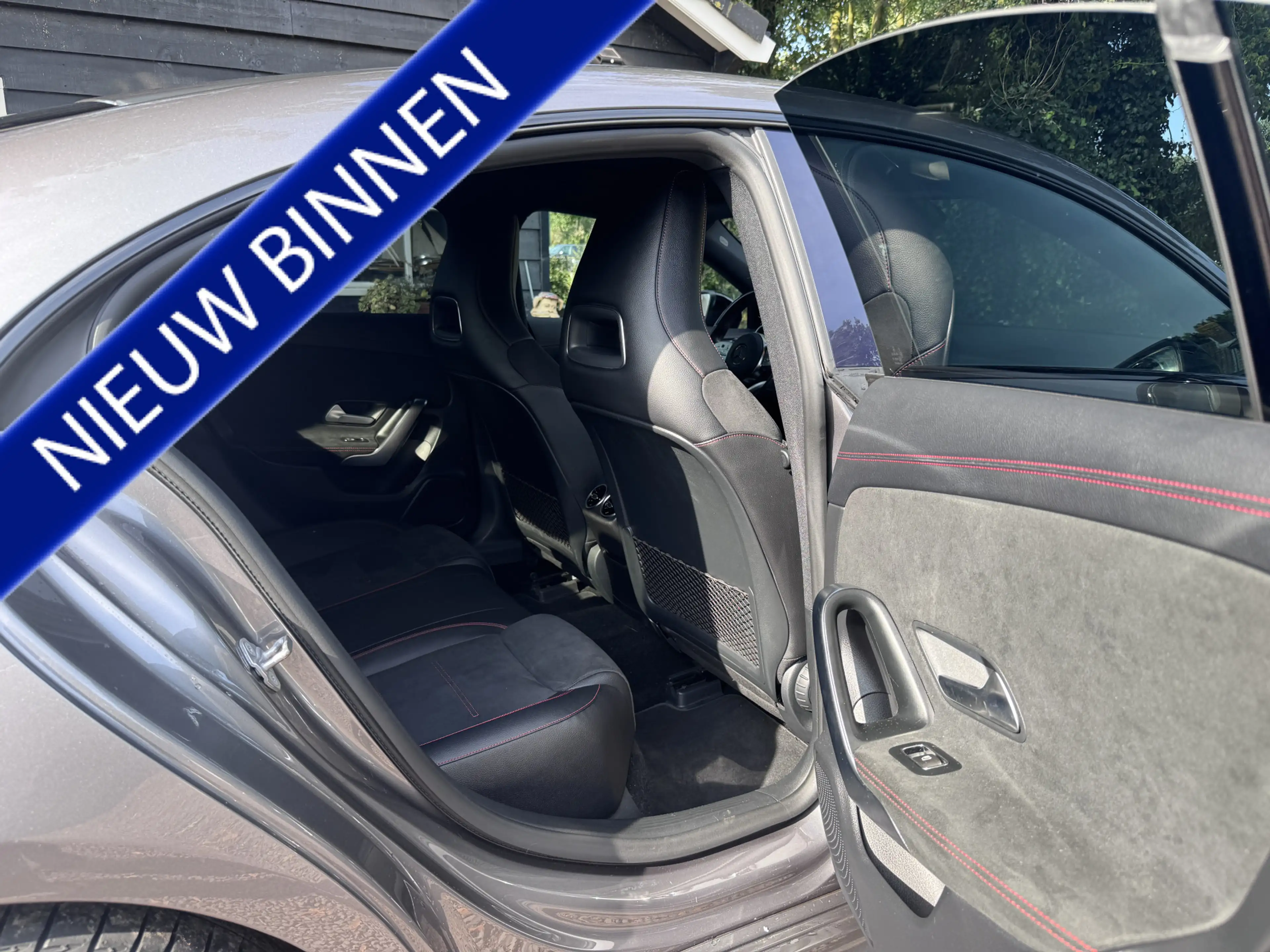 Mercedes-Benz CLA 180 Advantage AMG|PANO|CAM — photo 17