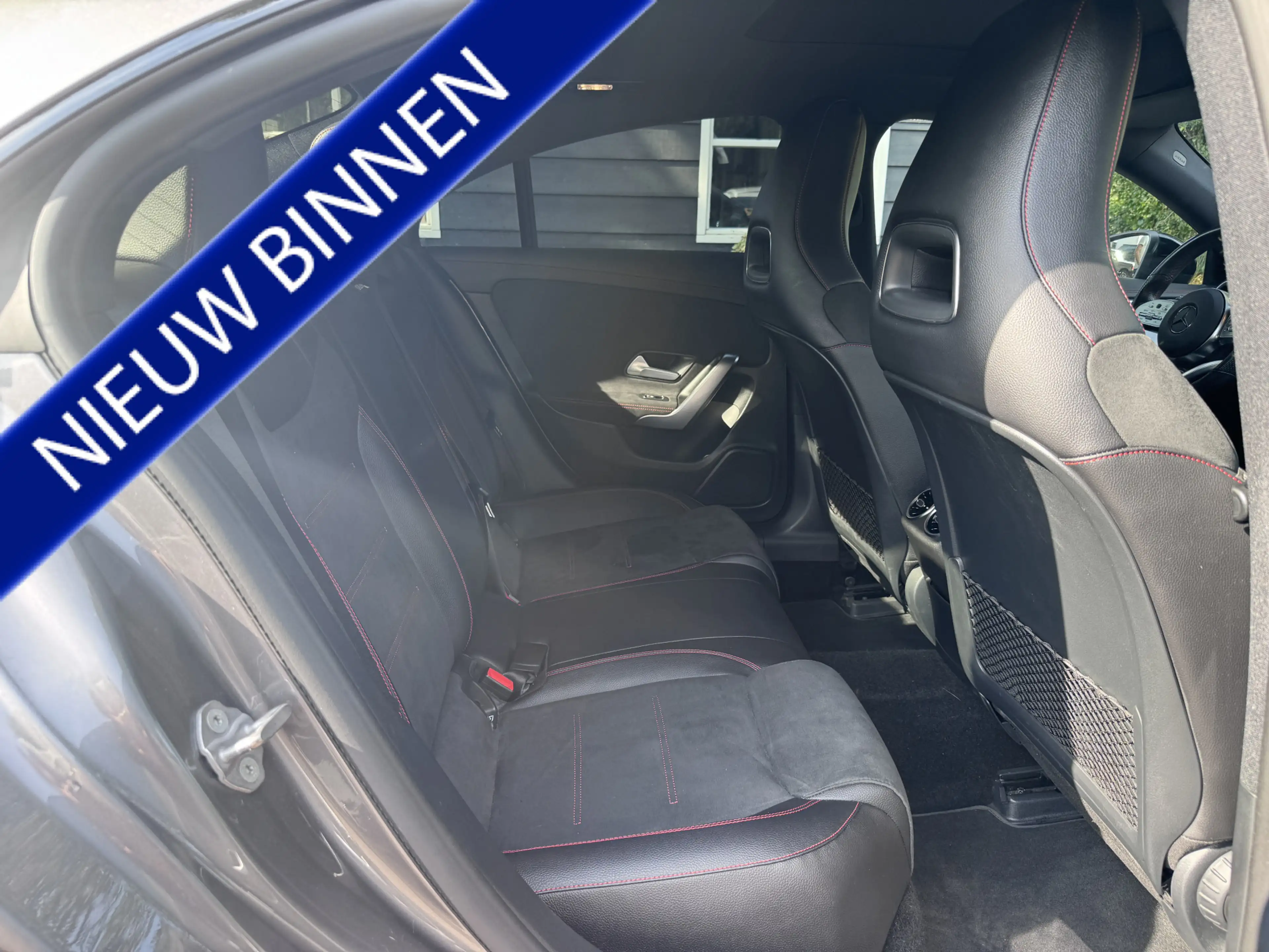 Mercedes-Benz CLA 180 Advantage AMG|PANO|CAM — photo 18