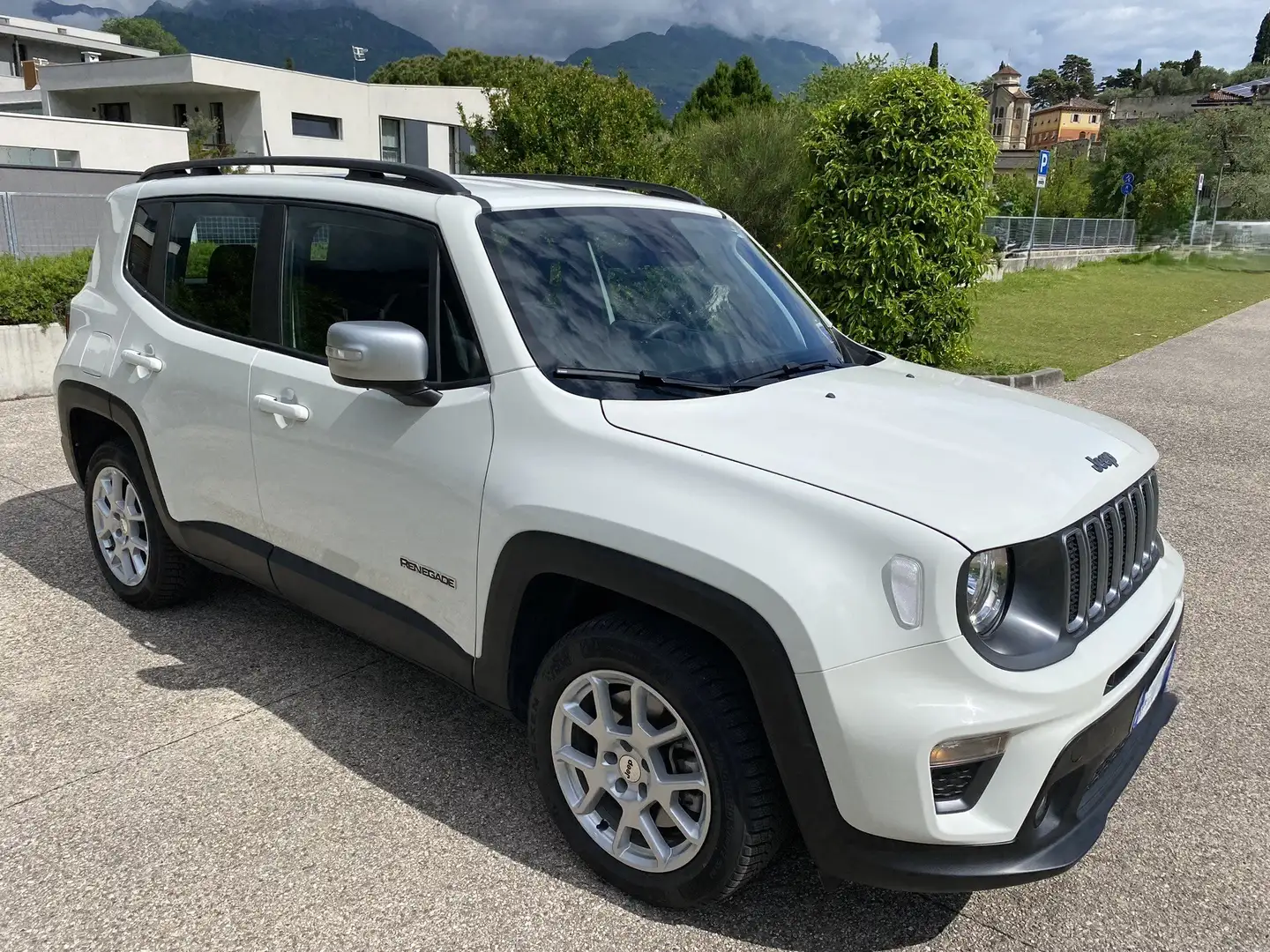 Jeep Renegade Renegade 1.3 t4 Limited 4xe at6 190cv Blanc - 2