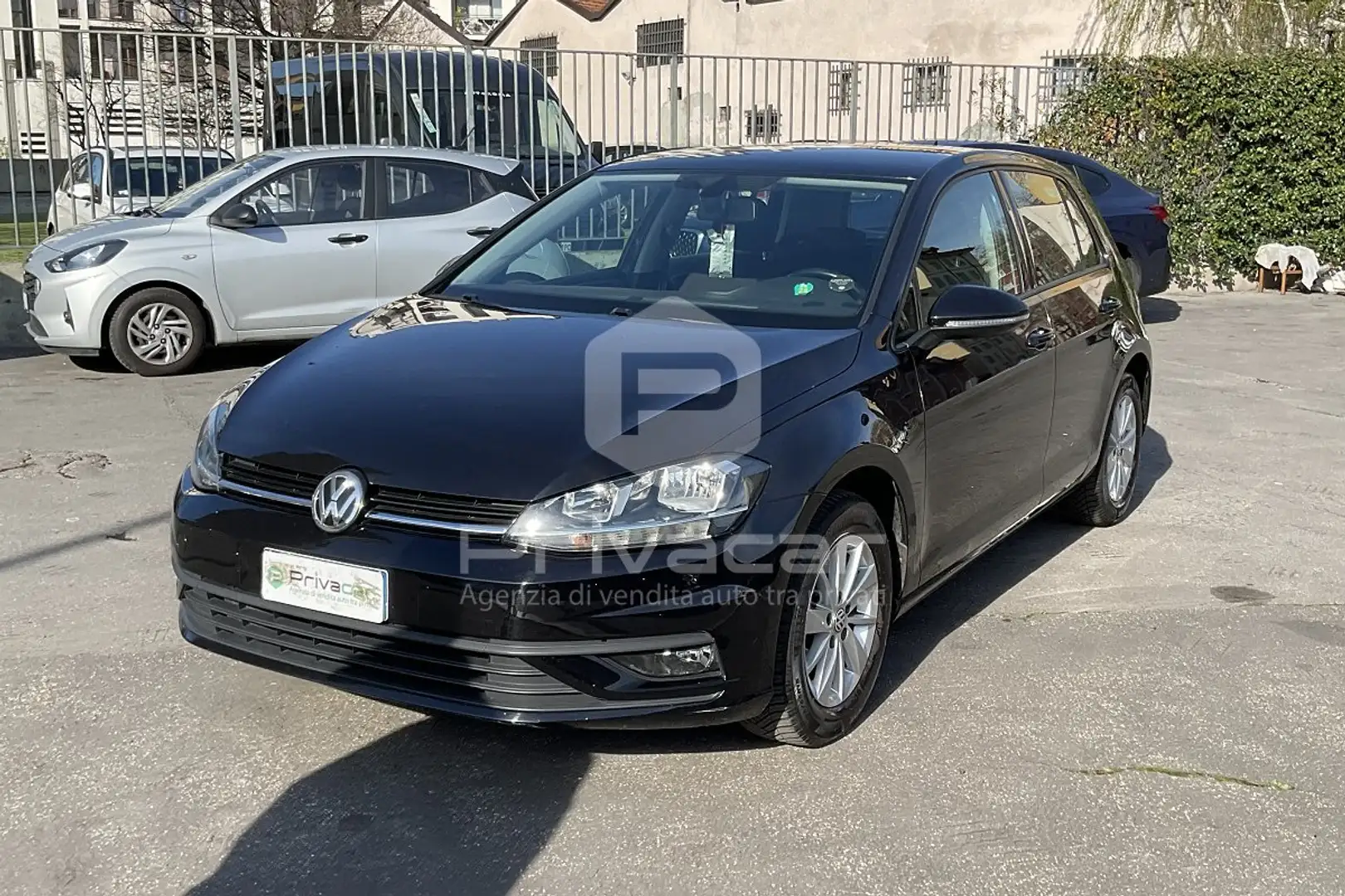 Volkswagen Golf Golf 1.0 TSI 110 CV 5p. Trendline BlueMotion Technology Schwarz - 1