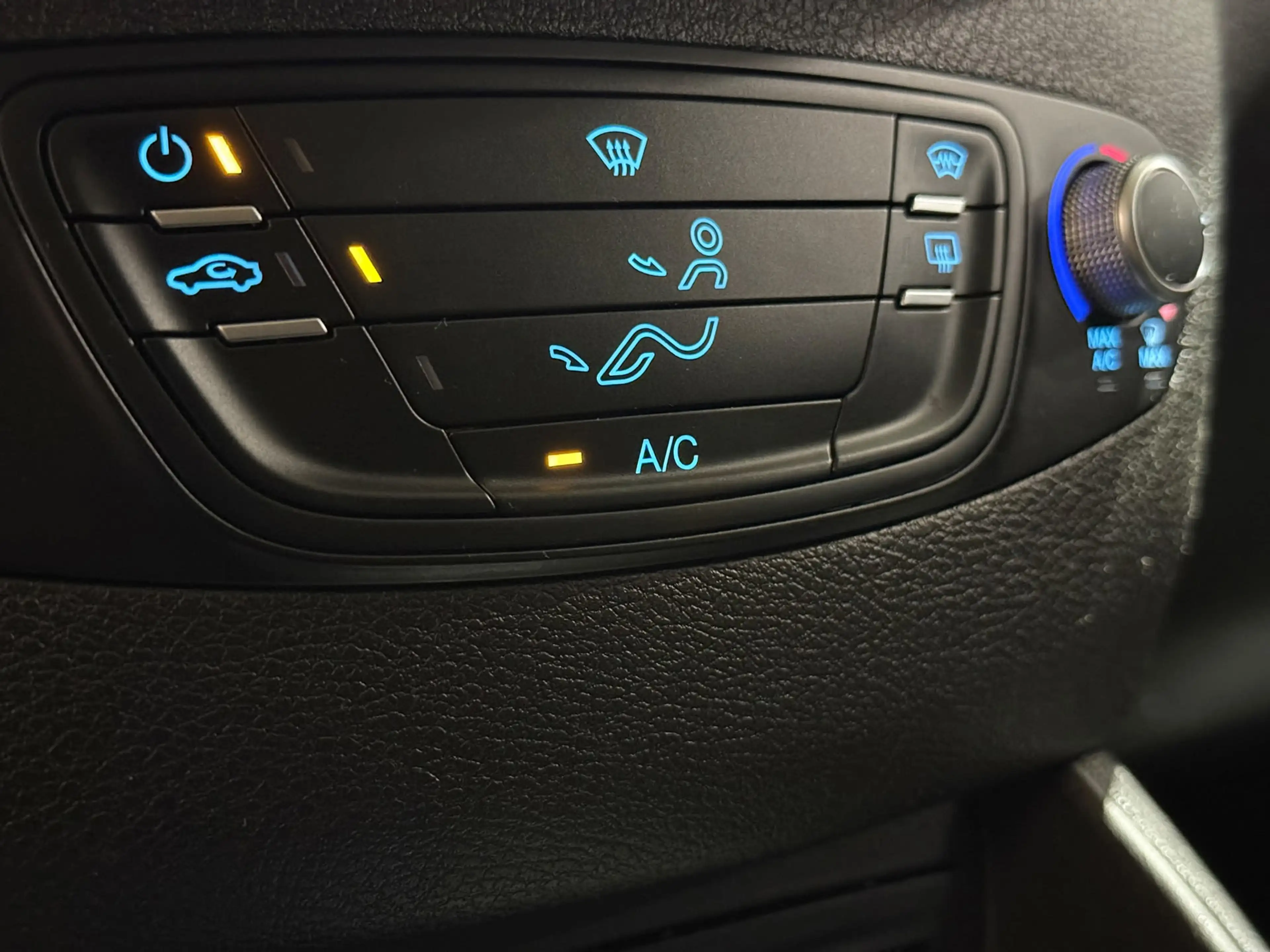 Ford Transit Courier 1.0 Ambiente | Benzine | Airco | Trekhaak — photo 20