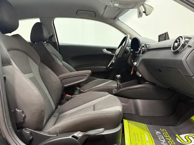 Audi A1 view 12