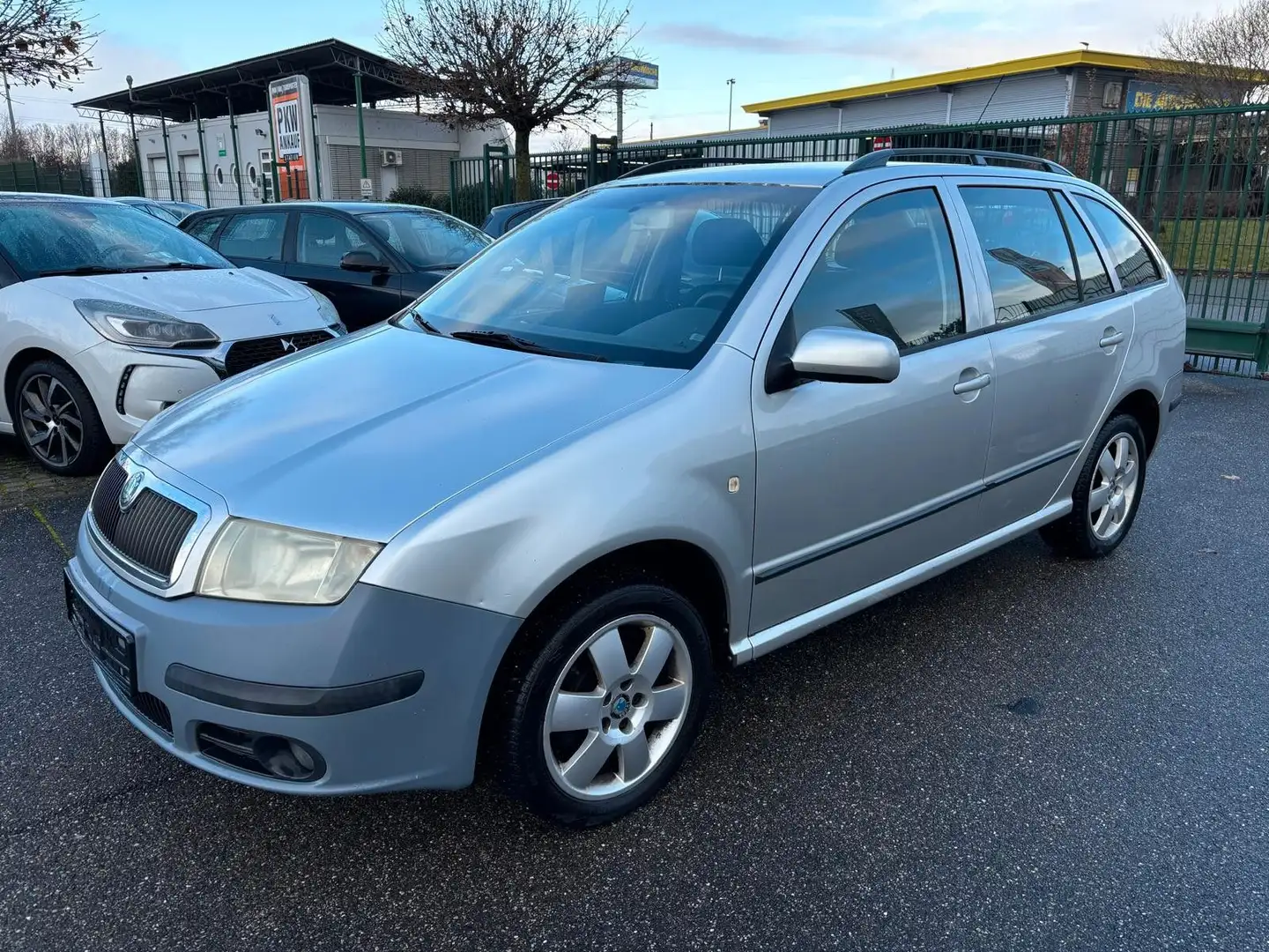Skoda Fabia Combi Elegance /Klima/Radio/PDC/ALU Silber - 1