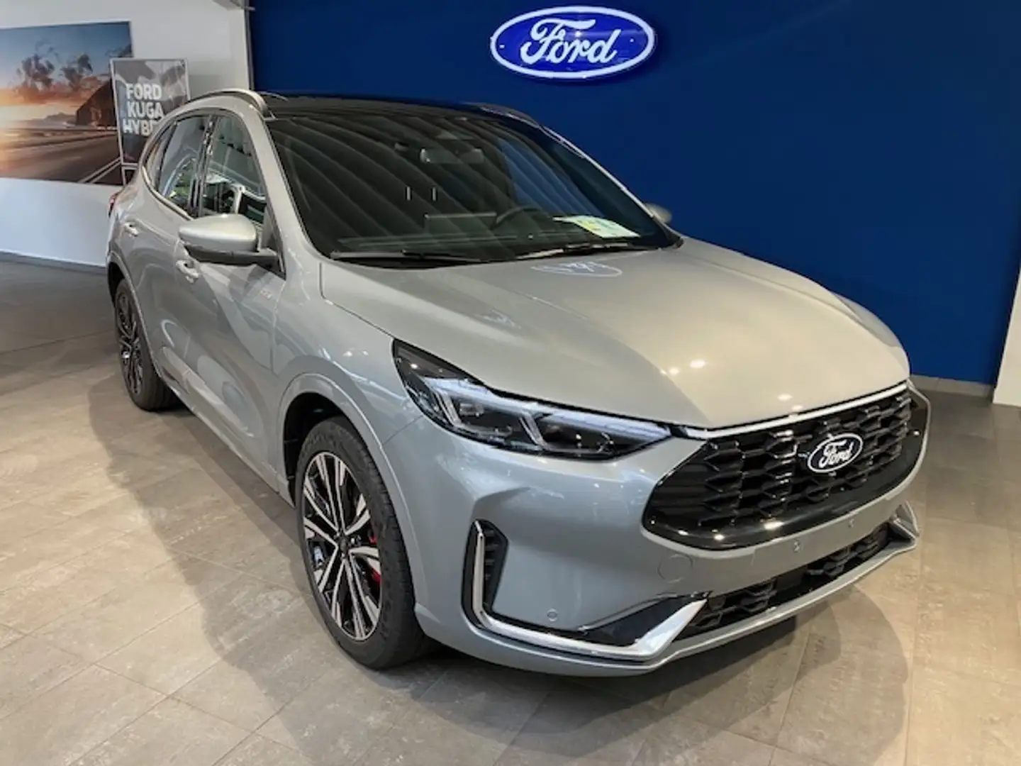 Ford Kuga ST-LINE X 2,5PHEV243PS Pano, AHK, LED, 20" Argento - 2