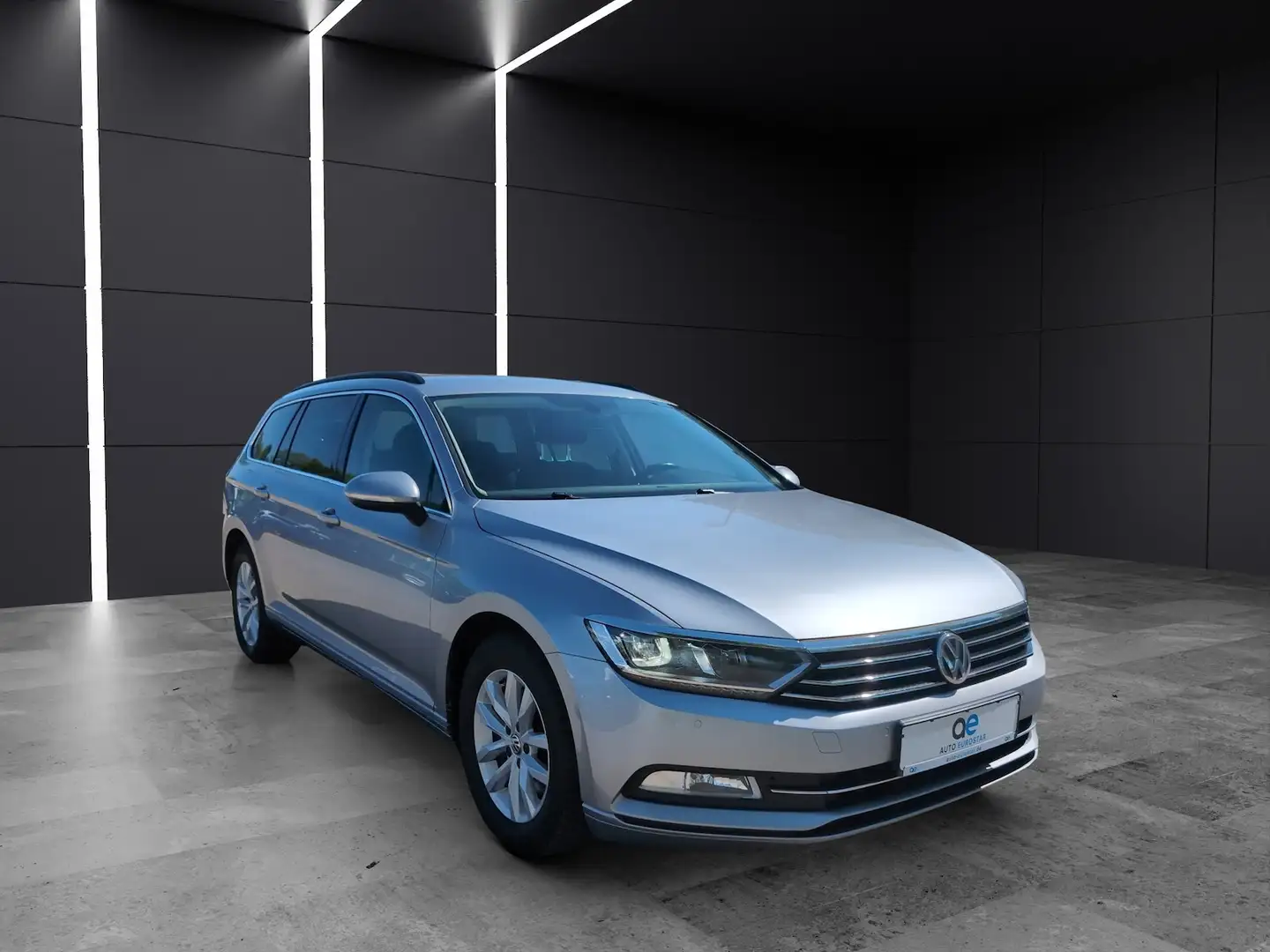 Volkswagen Passat Variant Comfortline *LED*Navi*DCC*ACC*DSG Argent - 2