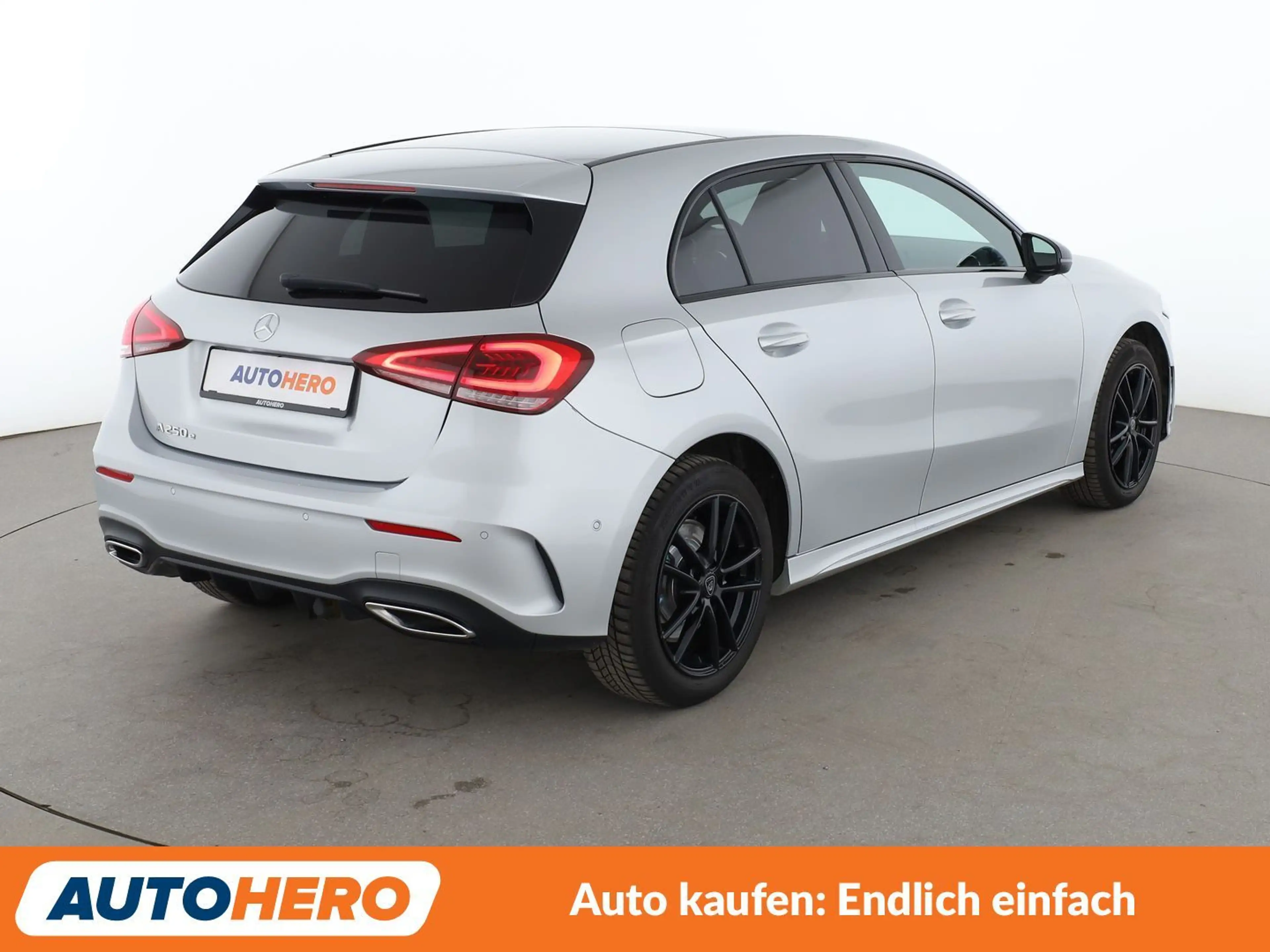Mercedes-Benz A 250 A 250e AMG Line Aut.*NAVI*LED*TEMPO*PDC* — photo 6