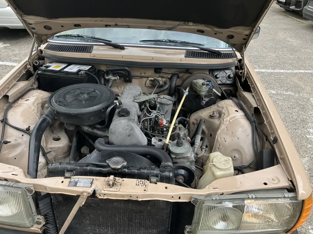 Mercedes-Benz 200 W123 / 200D, foto 7