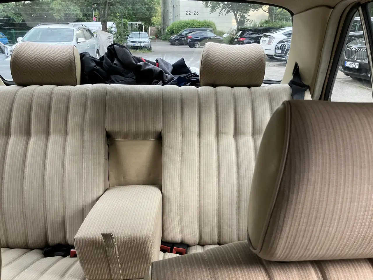 Mercedes-Benz 200 W123 / 200D, foto 4