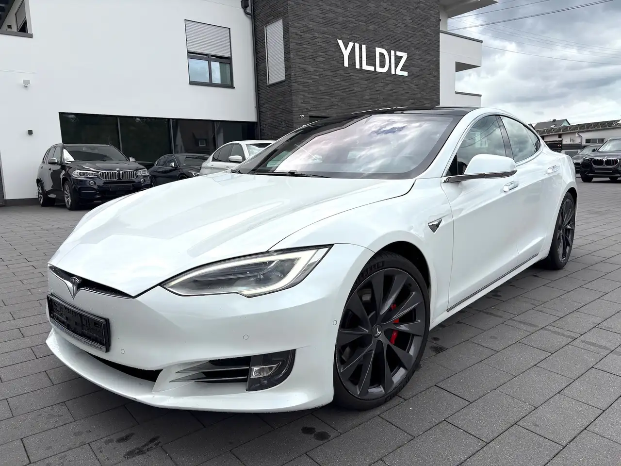 Tesla Model S