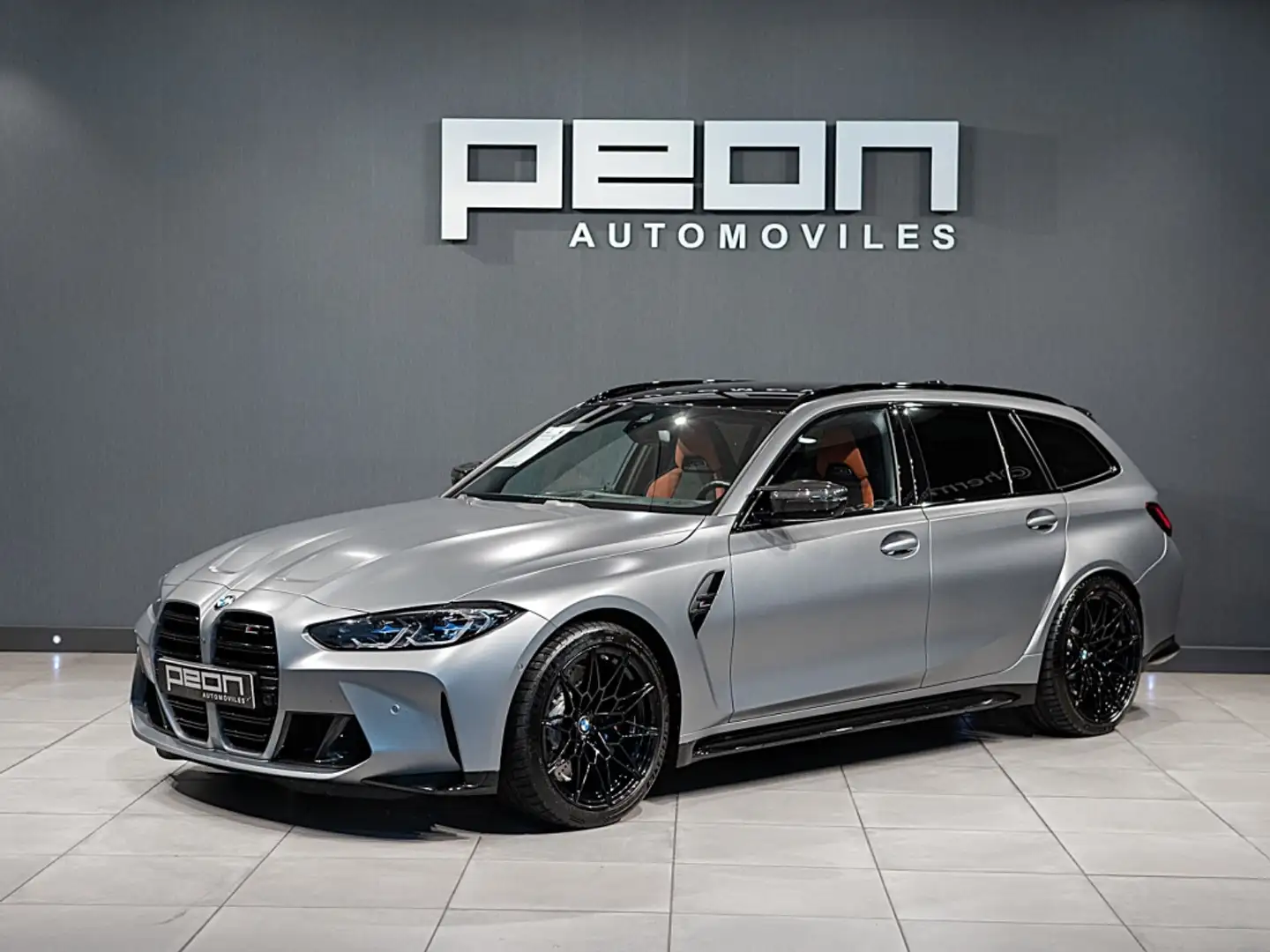 BMW M3 Competition Touring MxDrive Gris - 1