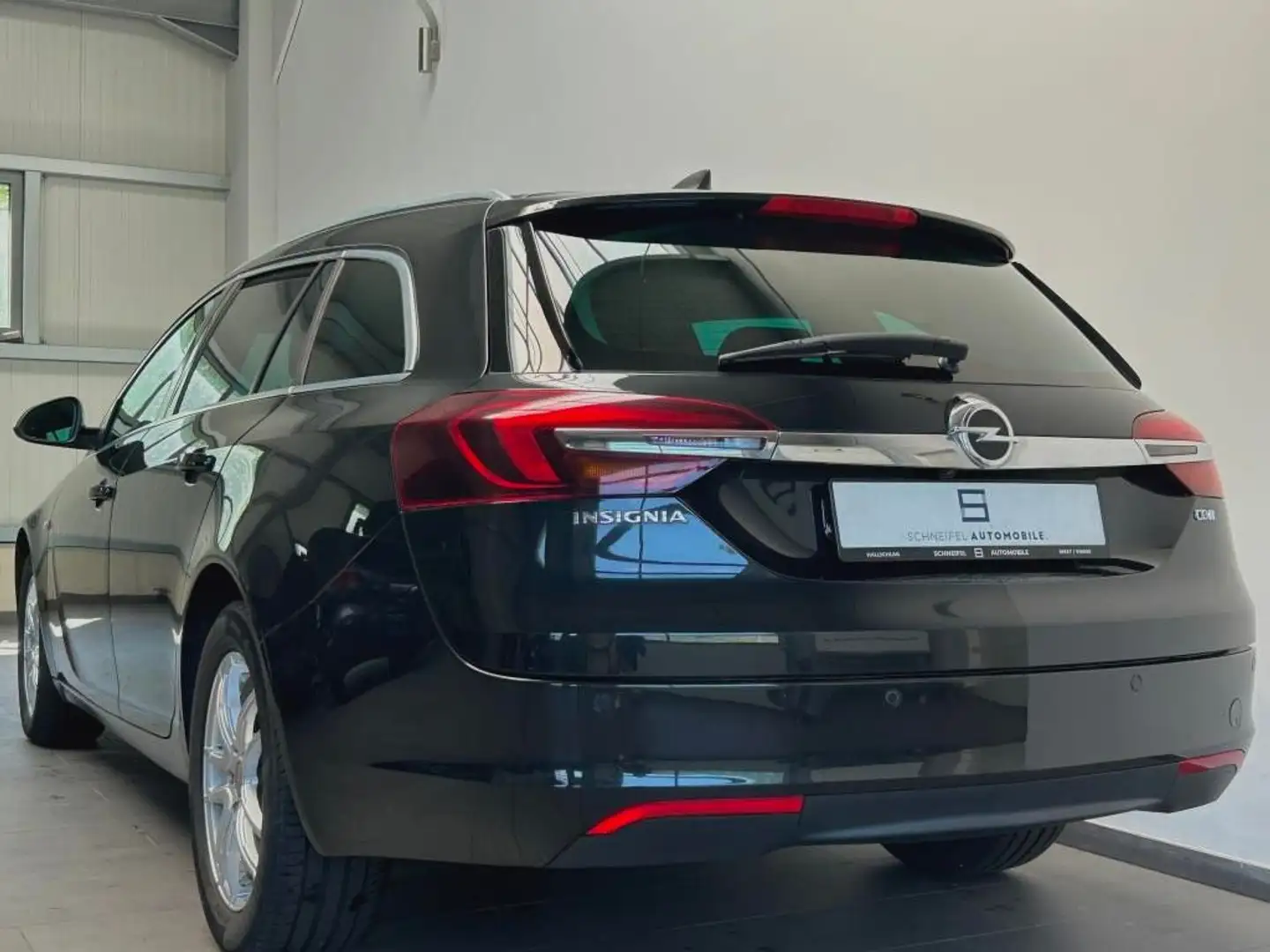 Opel Insignia A Sports Tourer Innovation Intelli link Schwarz - 2