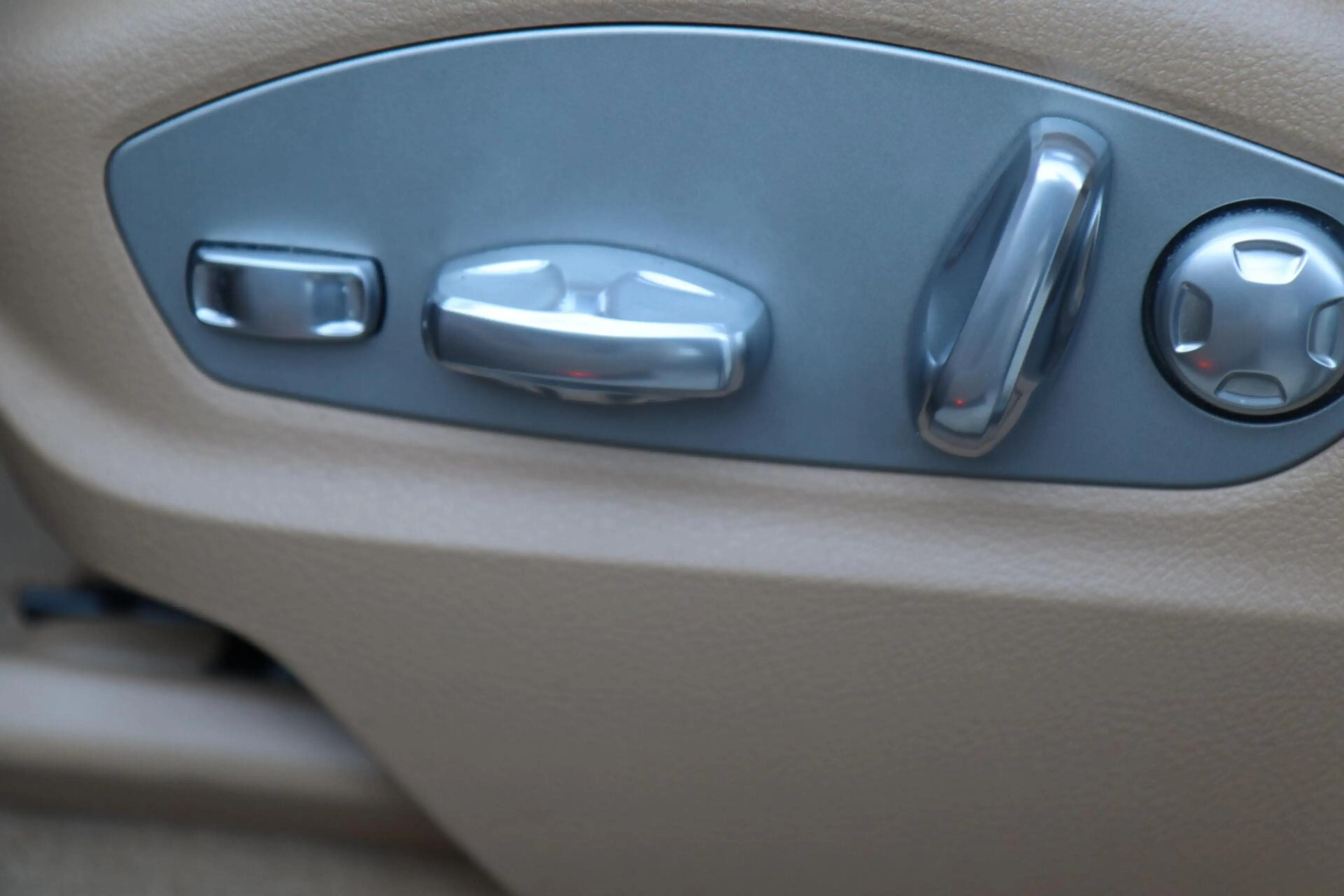 Porsche Cayenne 3.0 S E-Hybrid ⚡ | SPORT CHRONO ⏱️ | PANO ☀️ | BOS — photo 28