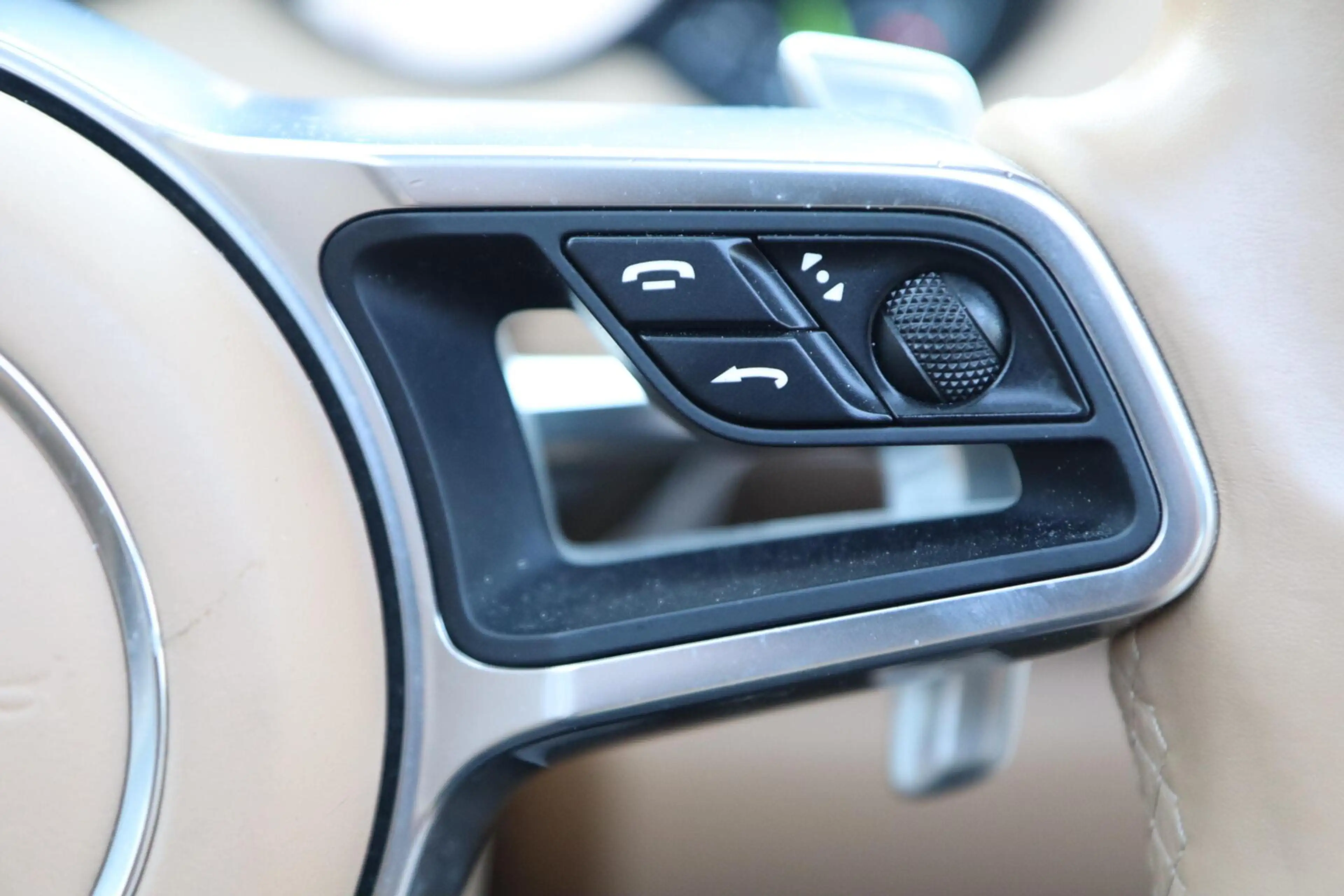 Porsche Cayenne 3.0 S E-Hybrid ⚡ | SPORT CHRONO ⏱️ | PANO ☀️ | BOS — photo 23