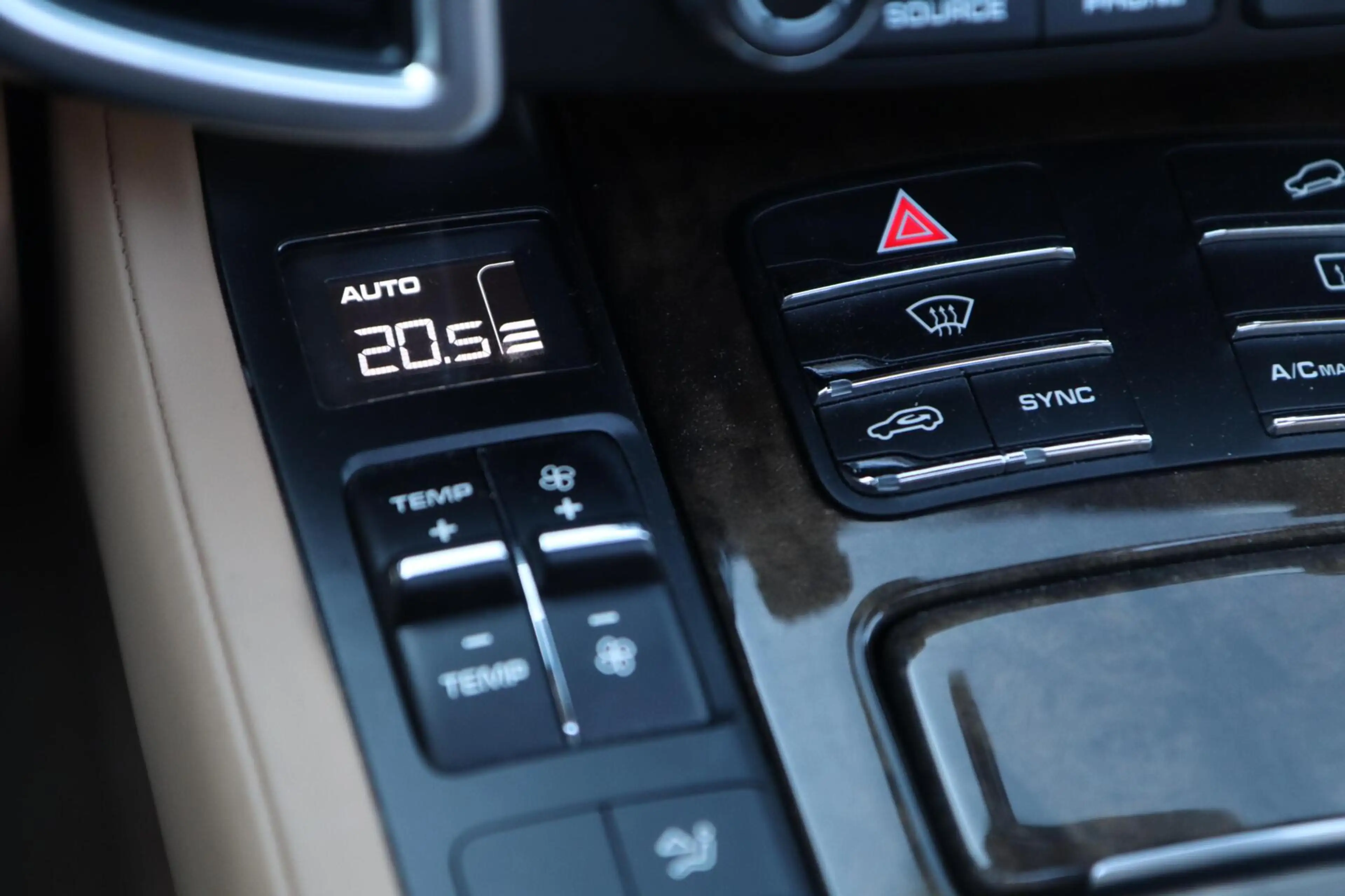Porsche Cayenne 3.0 S E-Hybrid ⚡ | SPORT CHRONO ⏱️ | PANO ☀️ | BOS — photo 26