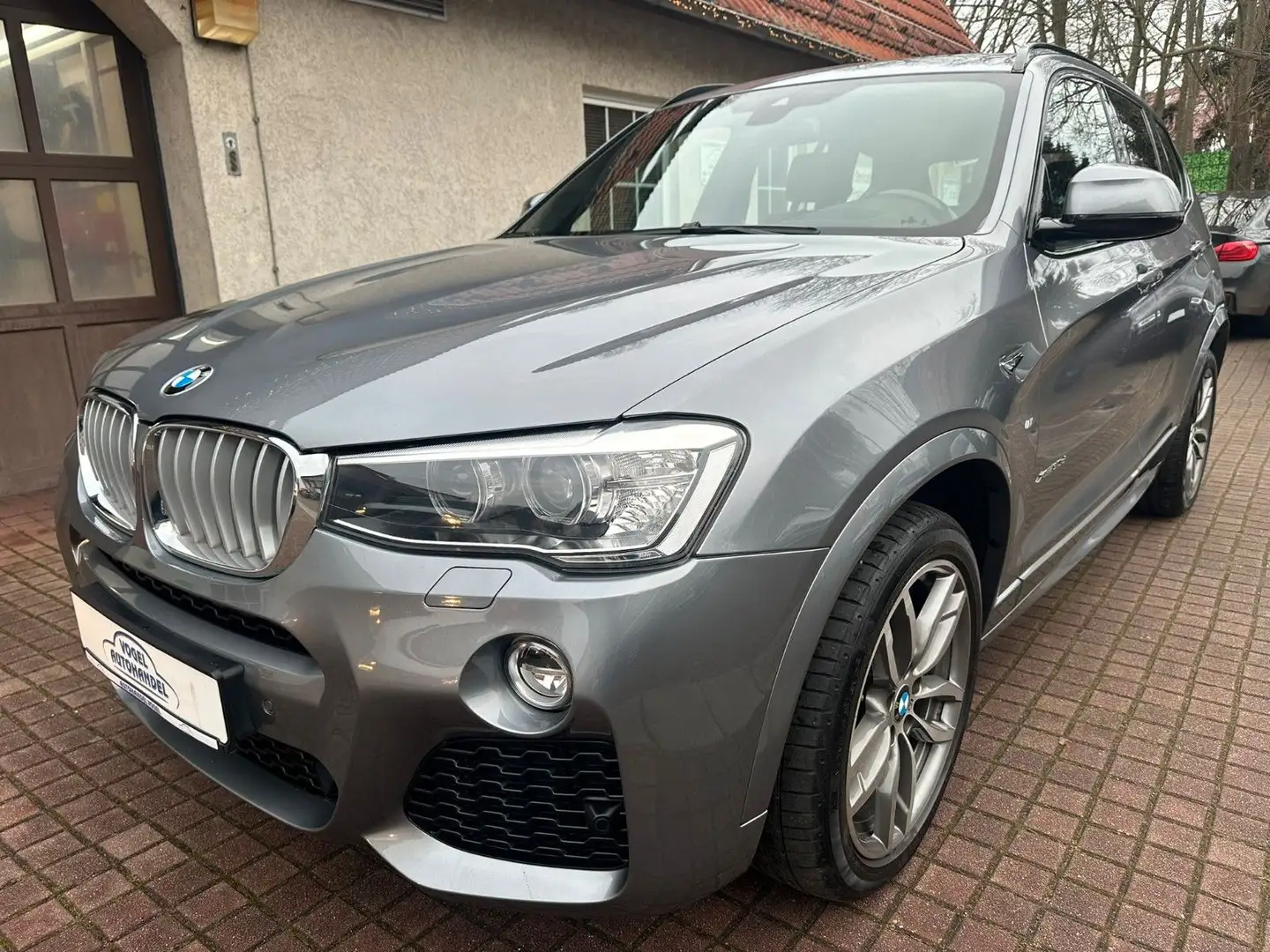 BMW X3 xDrive 30 d*M Sport*HUD*VOLLEDER* Grau - 1