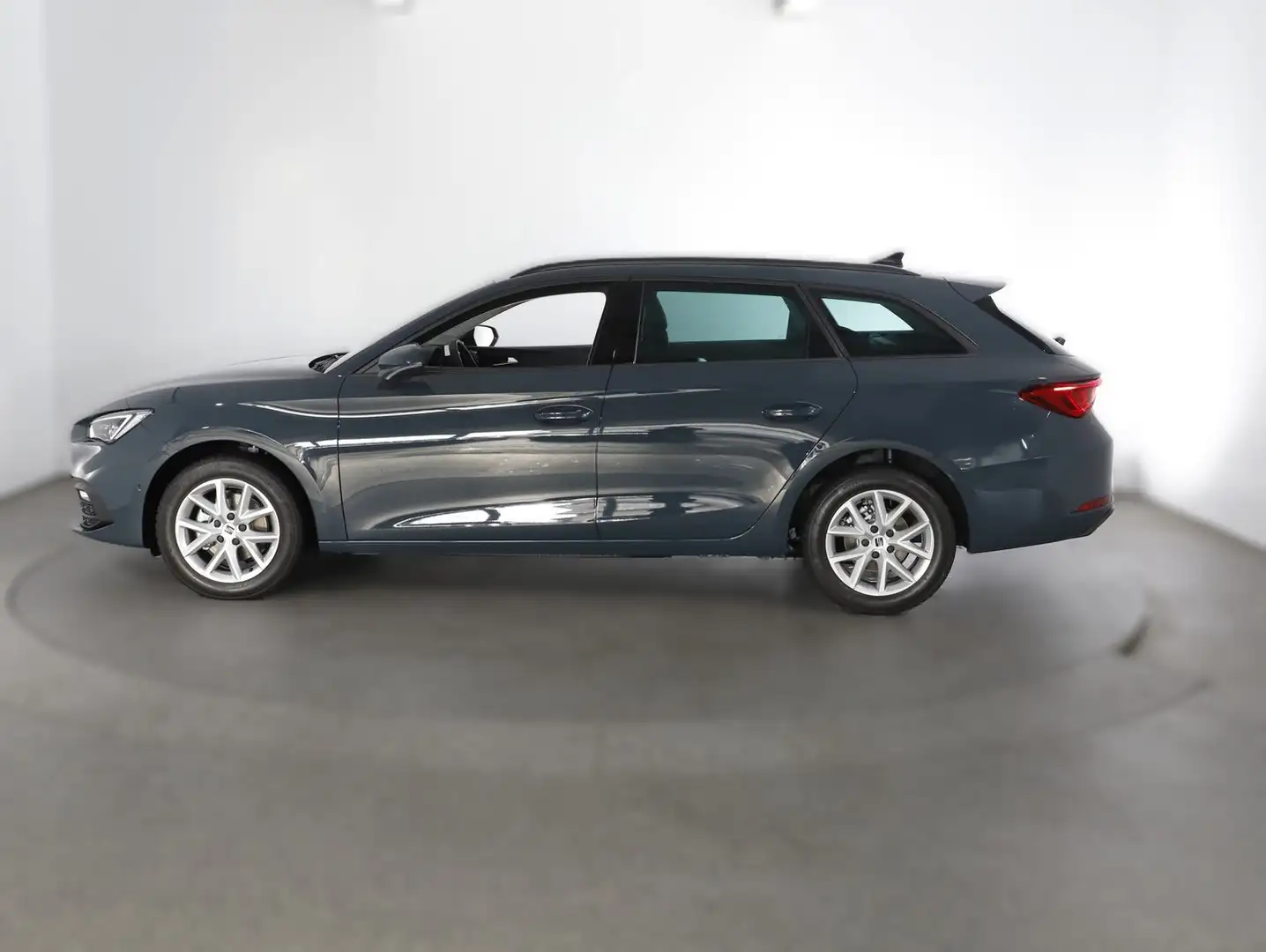 SEAT Leon Style Edition 1.5TSI 115PS Blau - 2