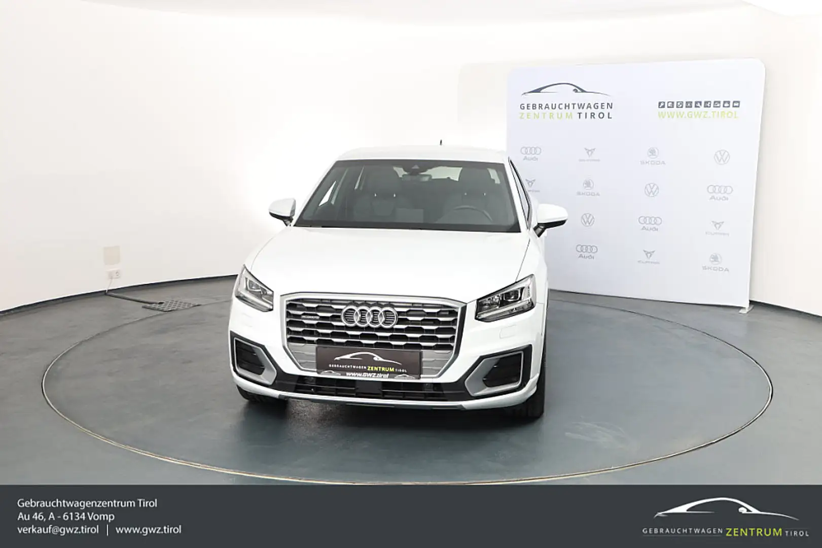 Audi Q2 40 TFSI quattro S-tronic S LINE KEY LED ACC LAN... Weiß - 2