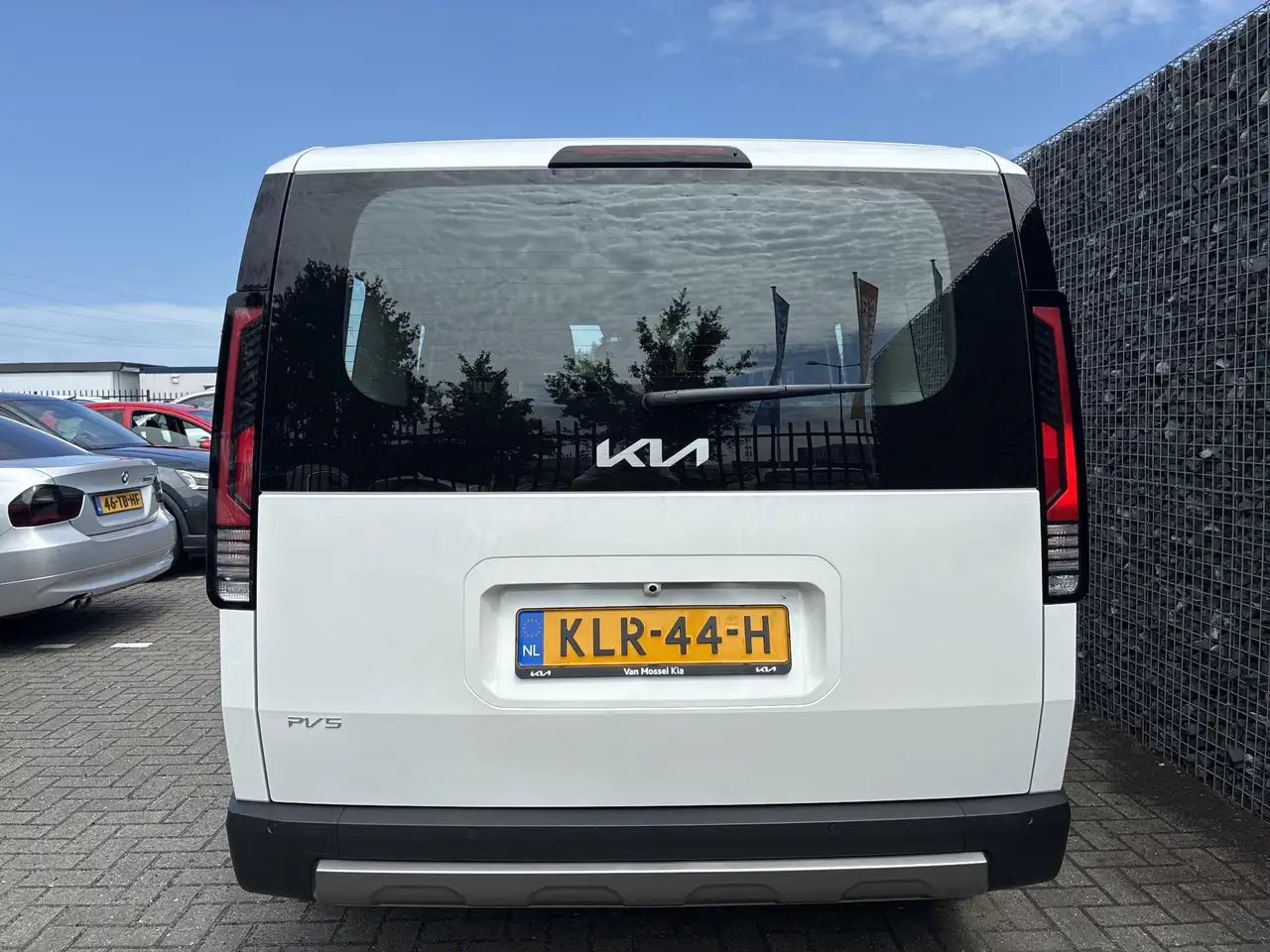 Kia PV5 Passenger 2026