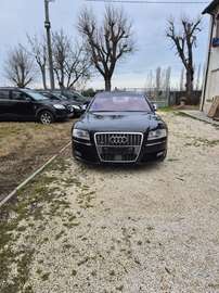 5.2 V10 quattro tiptronic