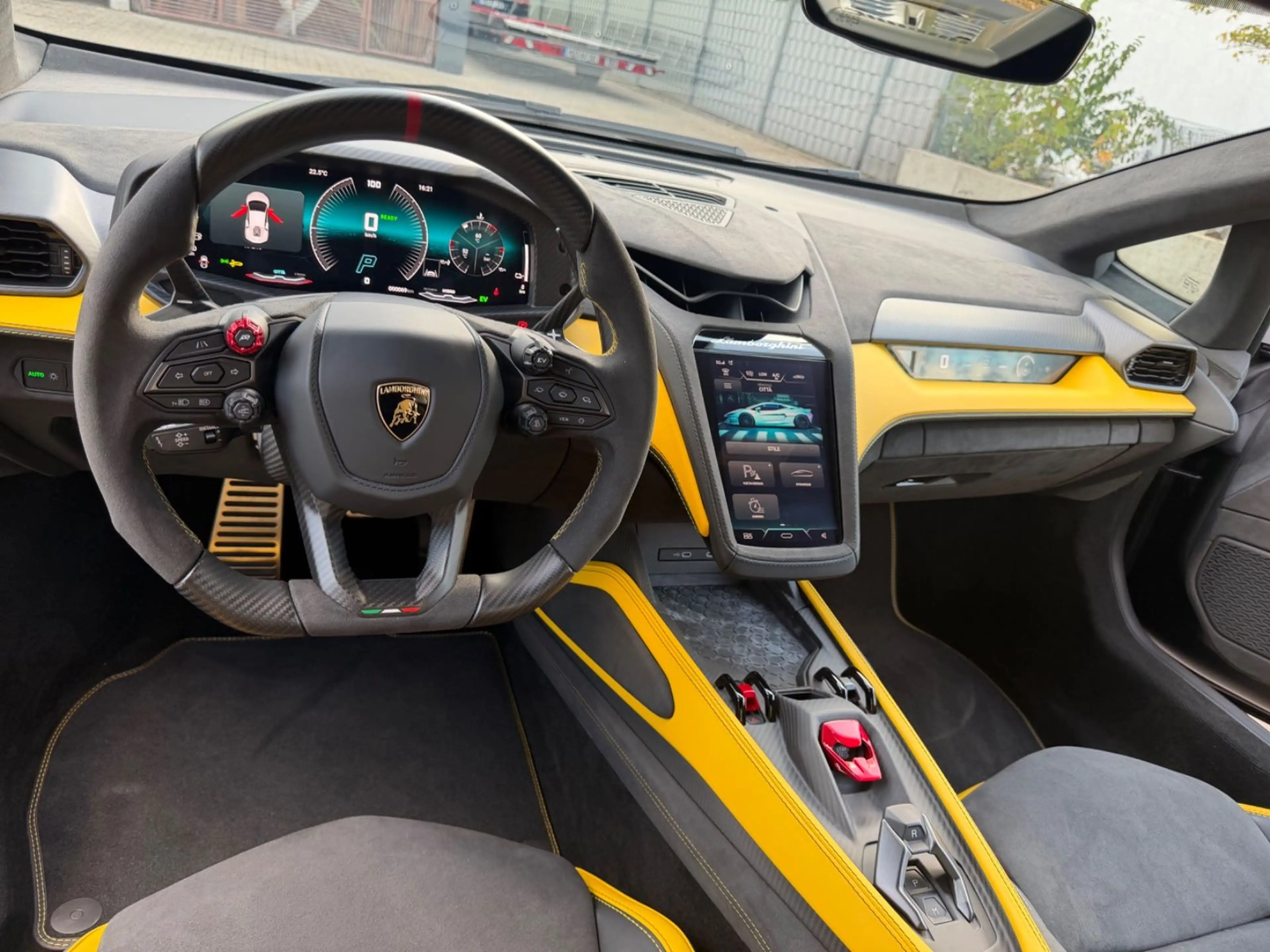 Lamborghini Temerario V8 — photo 12