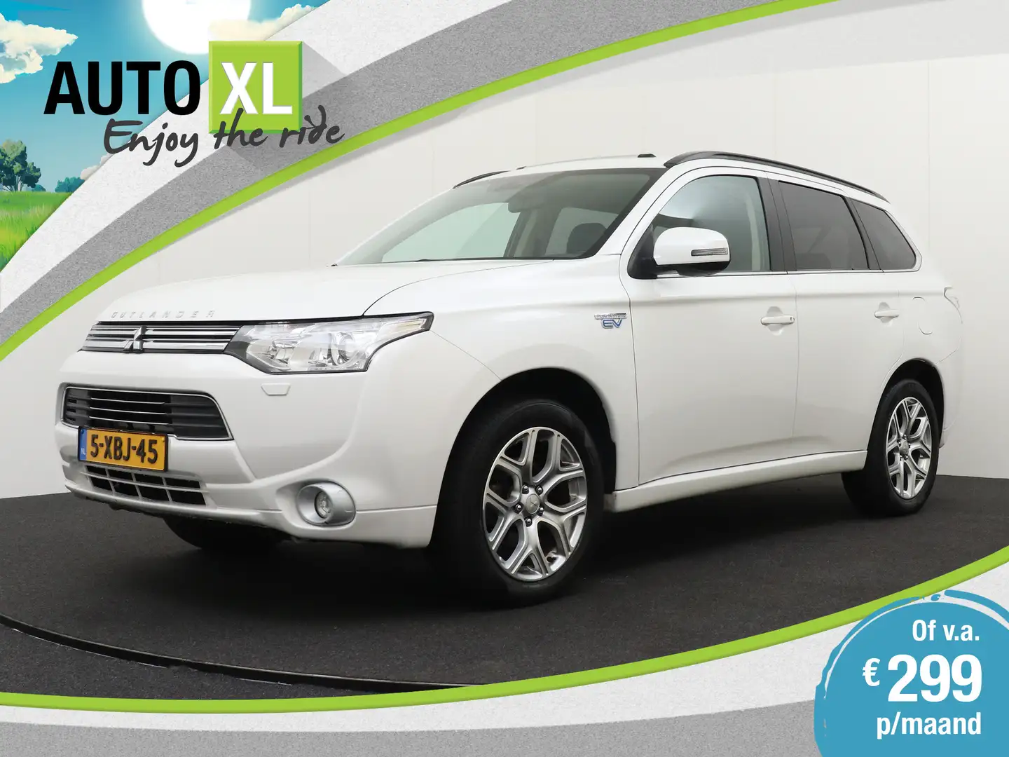 Mitsubishi Outlander 2.0 PHEV Instyle Schuif-/kanteldak Camera Trekhaak Wit - 1