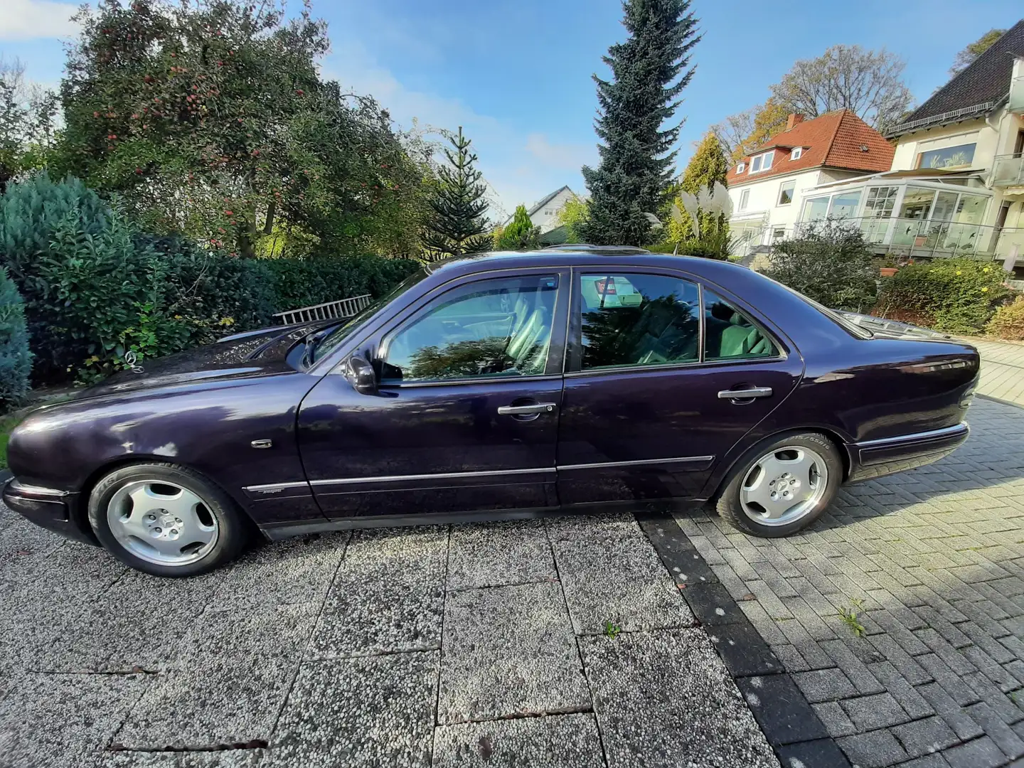 Mercedes-Benz E 230 Avantgarde - 2