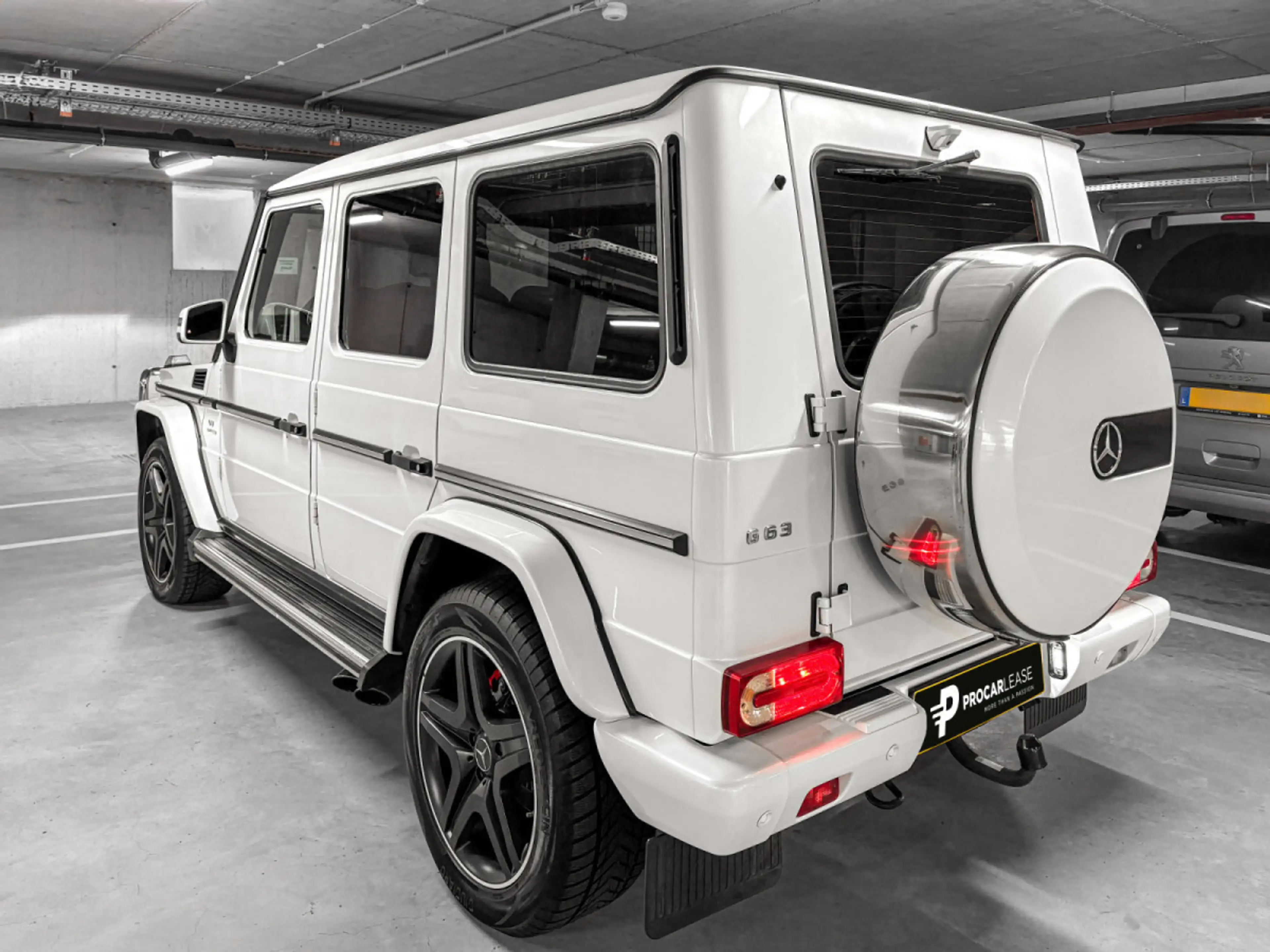 Mercedes-Benz G 63 AMG G63 AMG DESIGNO/DISTRO+/MULTMEDIA/VOLL — photo 4