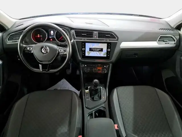 Volkswagen Tiguan view 7