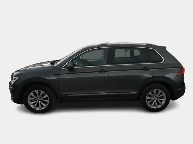 Volkswagen Tiguan view 5