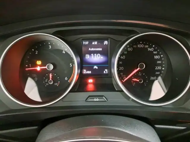 Volkswagen Tiguan view 8