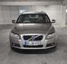 Volvo V70 D5 Momentum - thumbnail 1