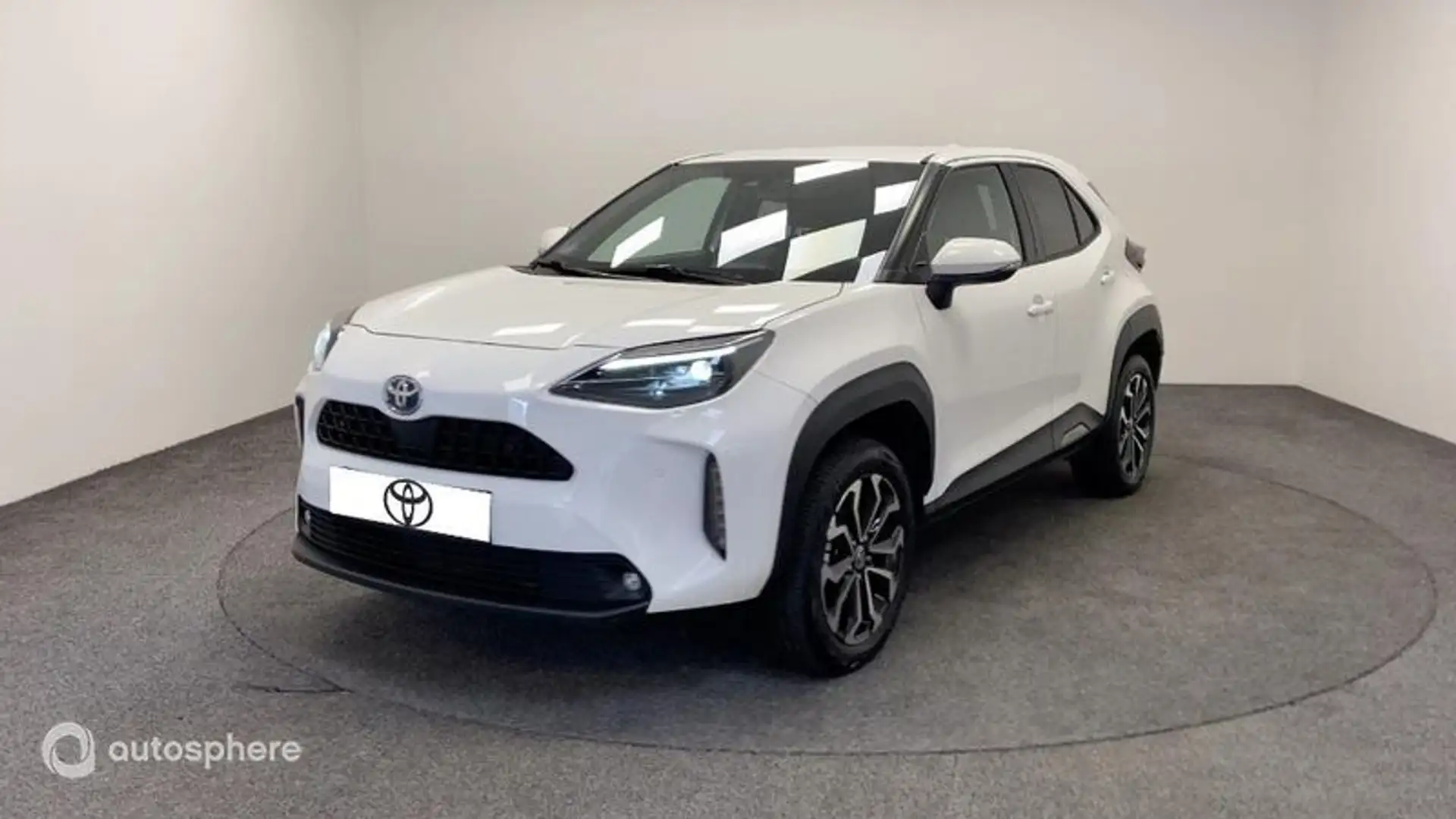 Toyota Yaris Cross 116h Design AWD-i MY22 - 1