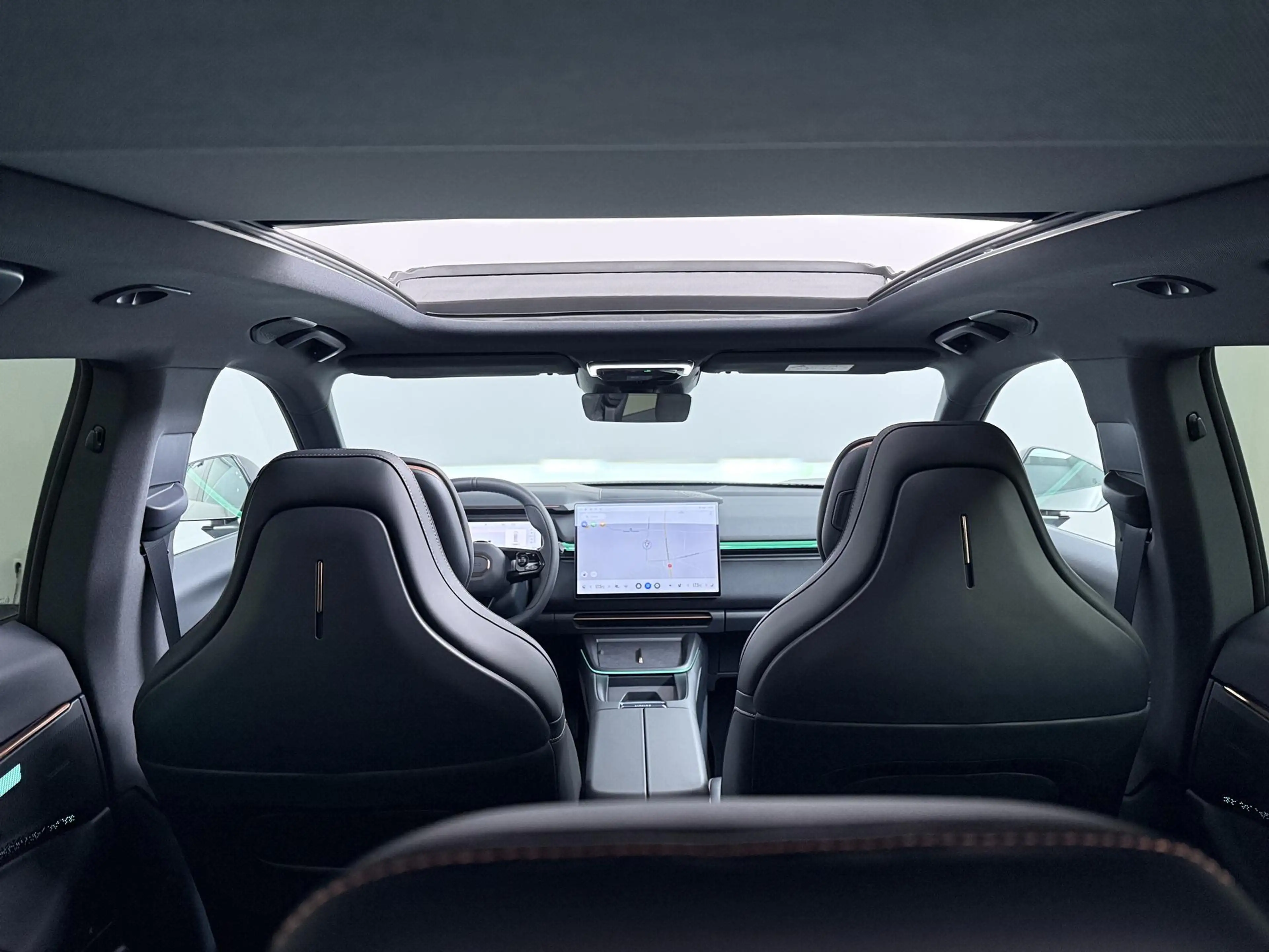 Lynk & Co 08 1.5 More BOMVOL! | 200km elektrisch WLTP! | Matrix — photo 12