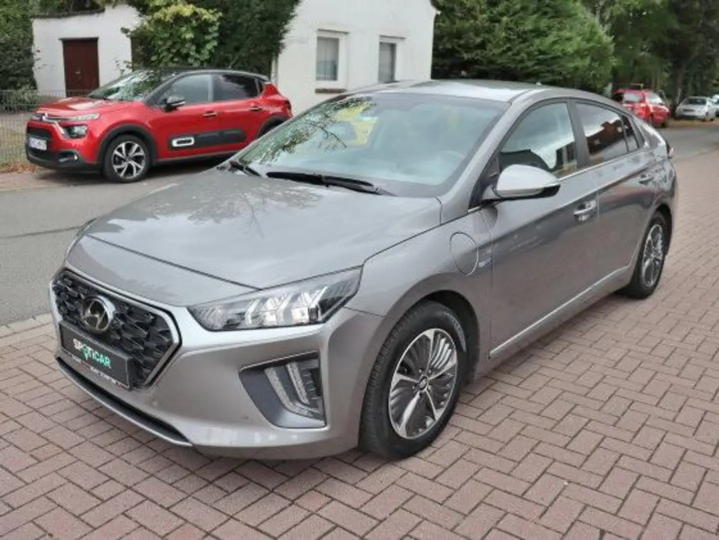 Hyundai IONIQ Premium Plug-In Hybrid, Vollausstattung Gris - 1