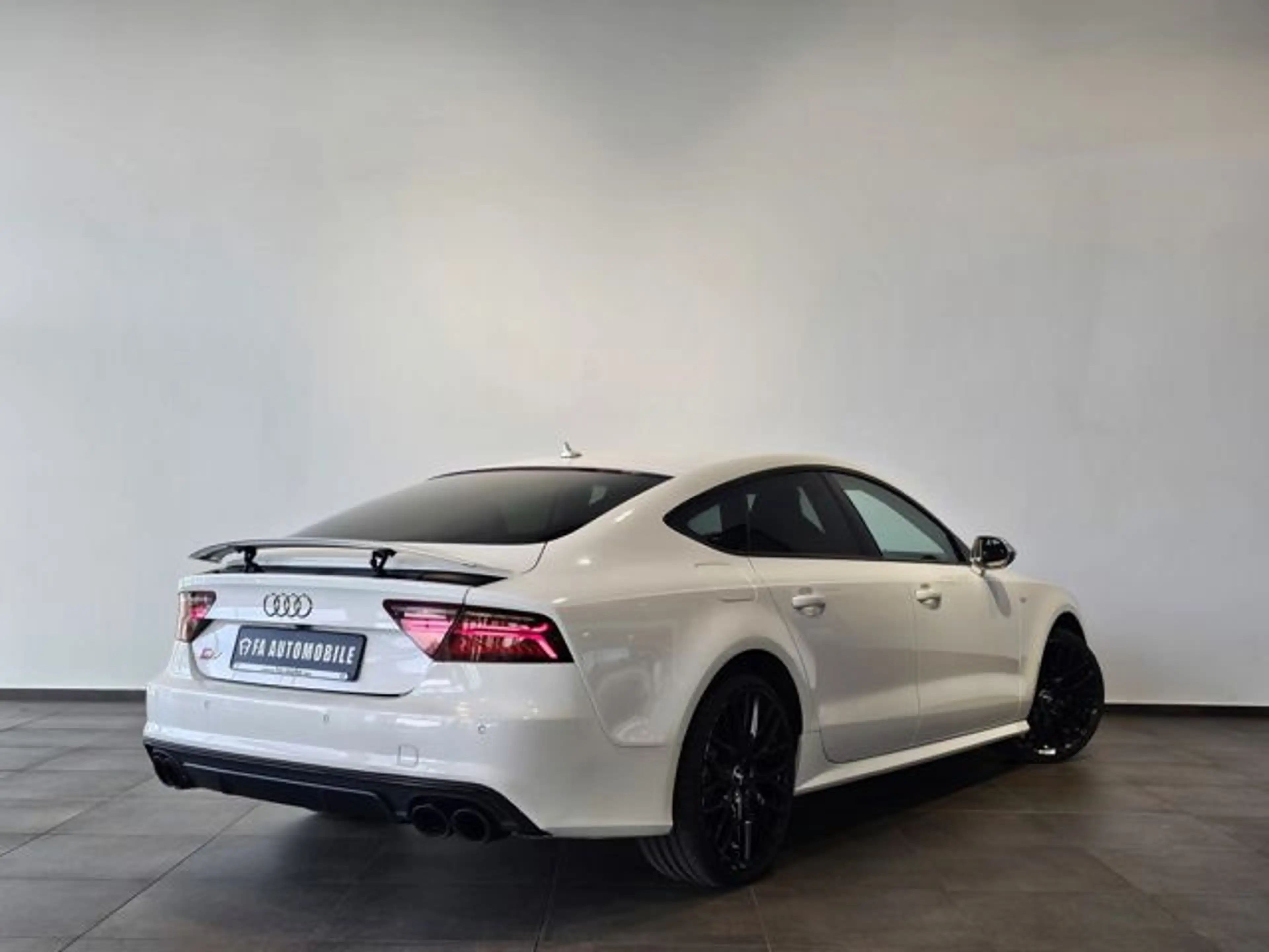 Audi S7 4.0 TFSI Matrix Akrapovic S-Sitz Kamera Luft. — photo 9