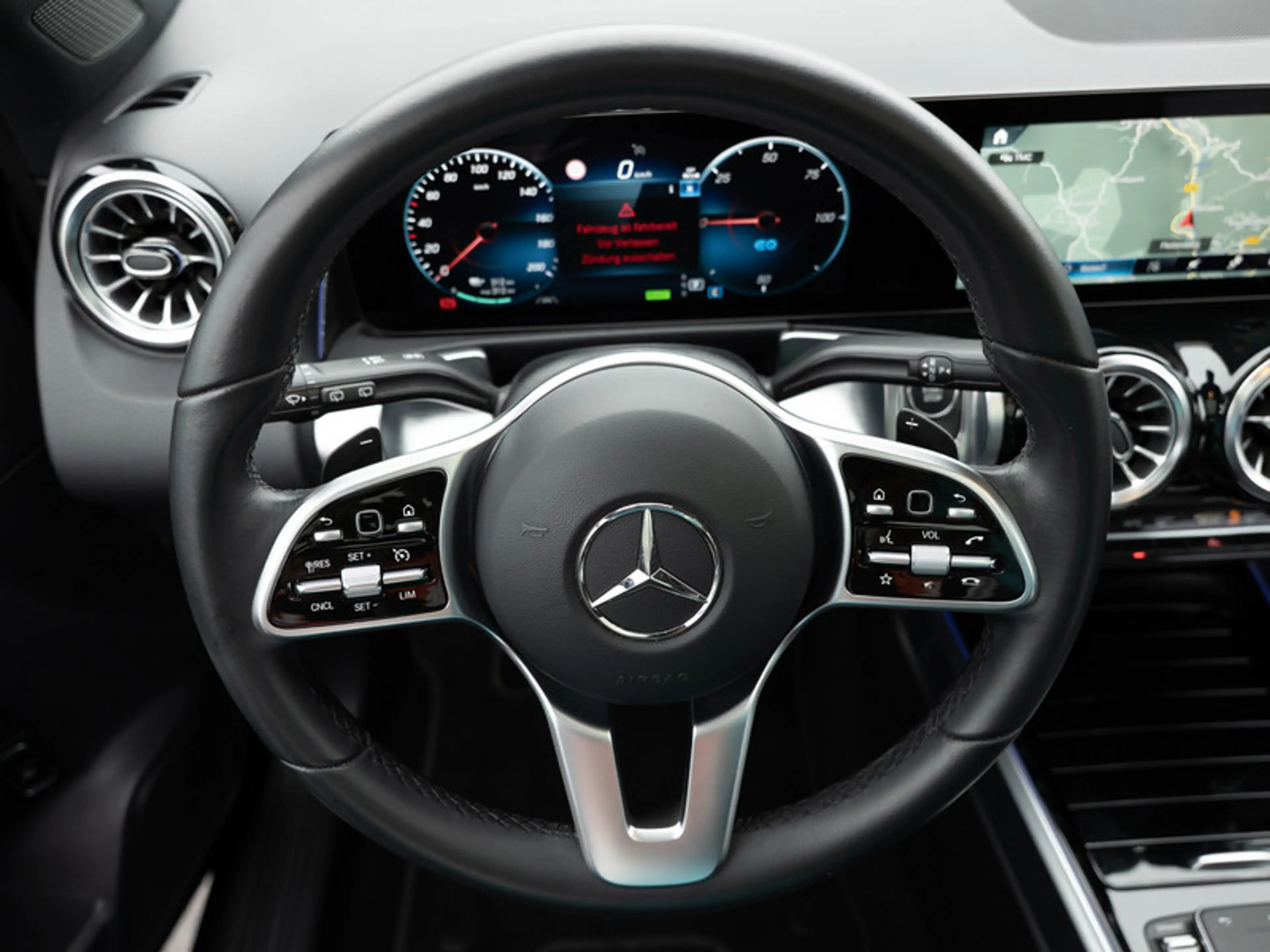 Mercedes-Benz EQB 250 Progressive/LED/360/Pano/Night/Totw/19' — photo 8