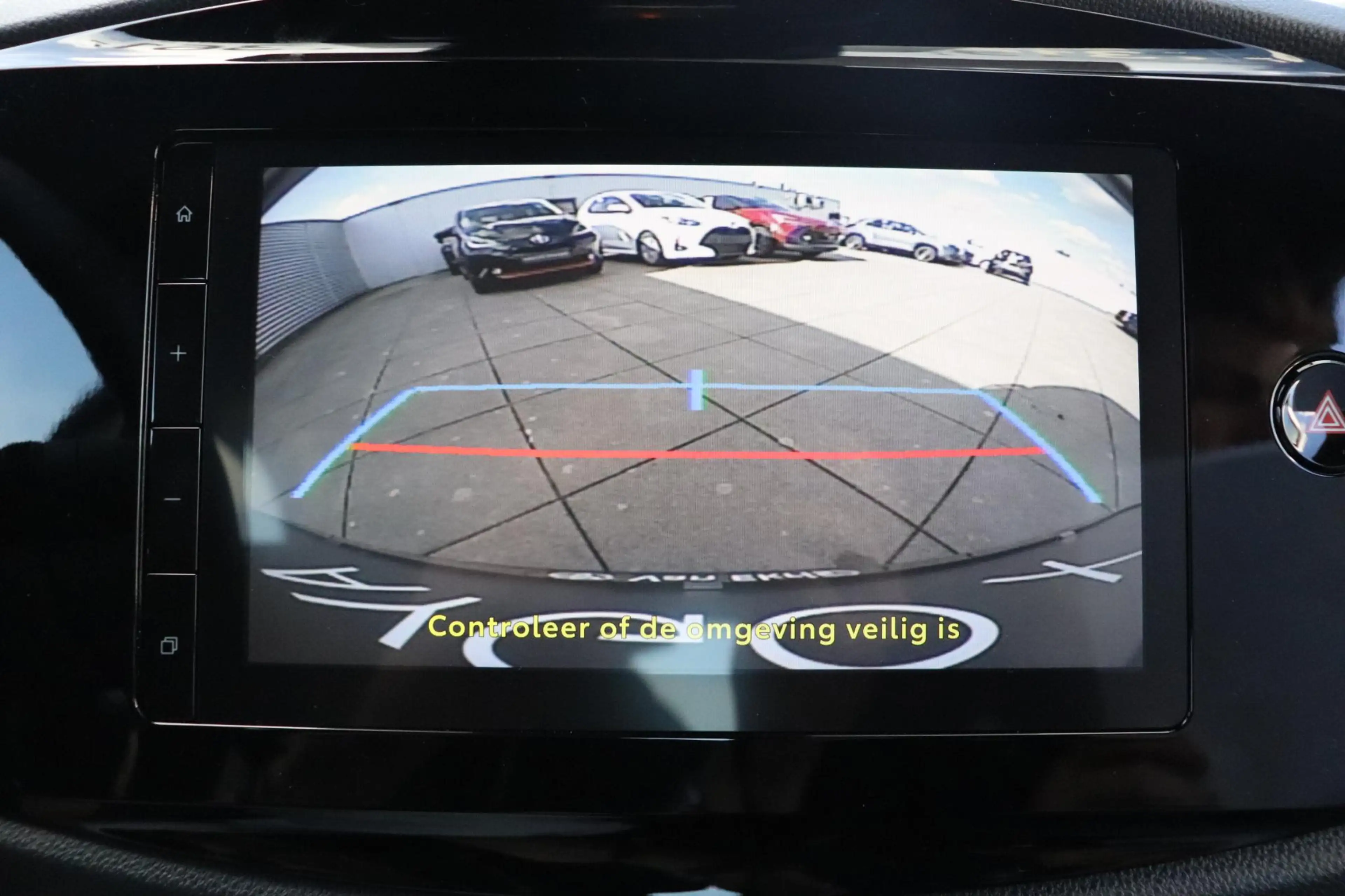 Toyota Aygo X Hybrid 115 play, Go Pack, Apple Carplay/Android Au — photo 7