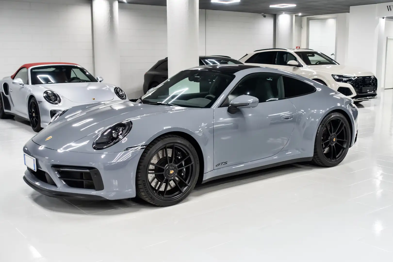 Porsche 992 4 GTS LIFT PELLE TETTO ASSE PSTERZ BOSE SEDILCLIMA Gris - 1