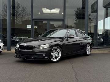 d berline Advantage / LEER / NAVI / PDC / M STUUR