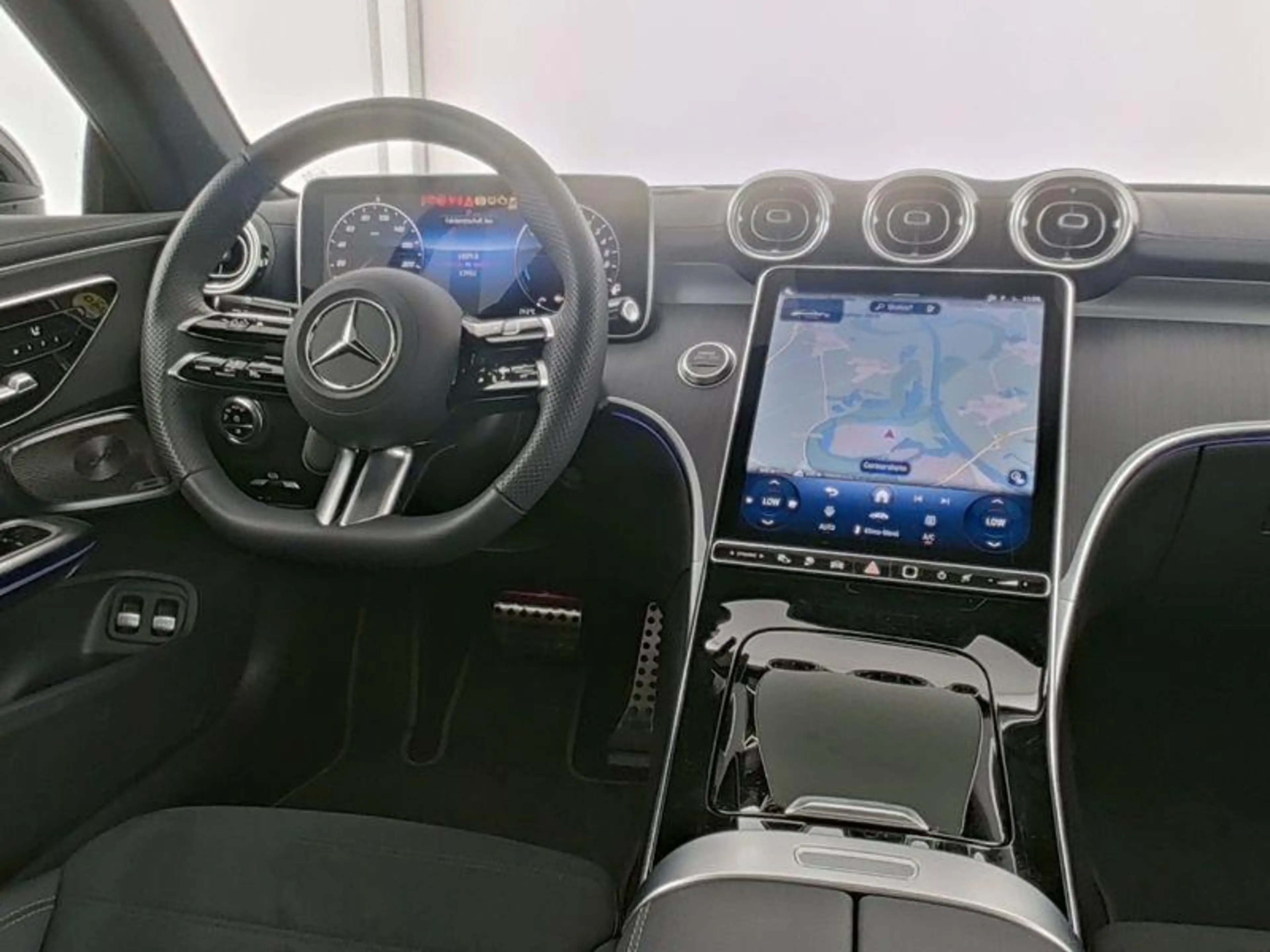 Mercedes-Benz CLE 300 Coupé CLE e AMG Line — photo 5