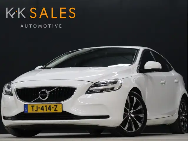 Volvo V40 1.5 T3 Dynamic Edition [CRUISE CONTROL, STOELVERWA