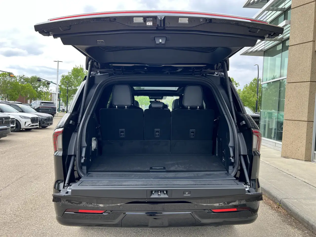 Lincoln Navigator снимка Lincoln Navigator