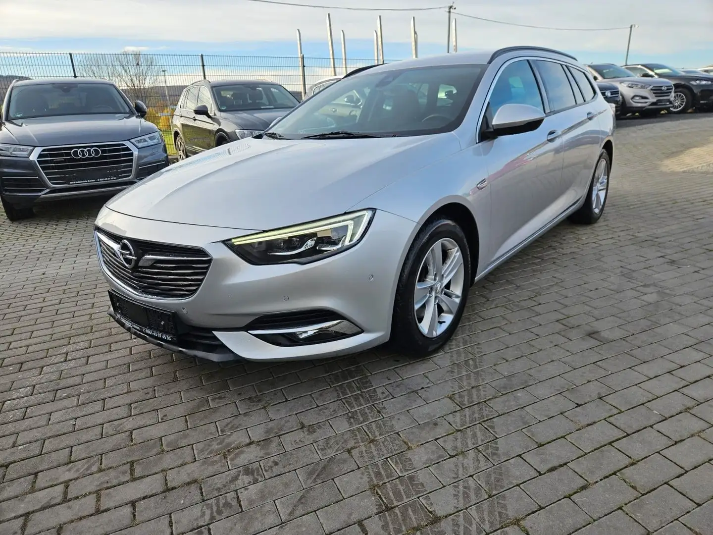Opel Insignia B Sports Tourer Edition Argent - 1