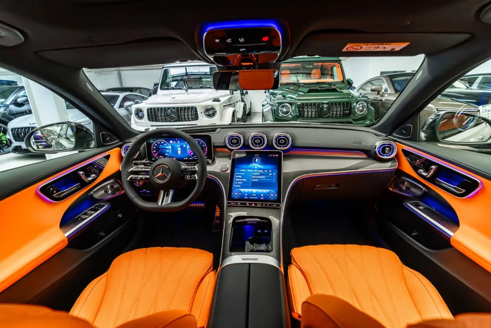 Mercedes-Benz C 200 / AMG Line / German / Special Orange Grijs - 2