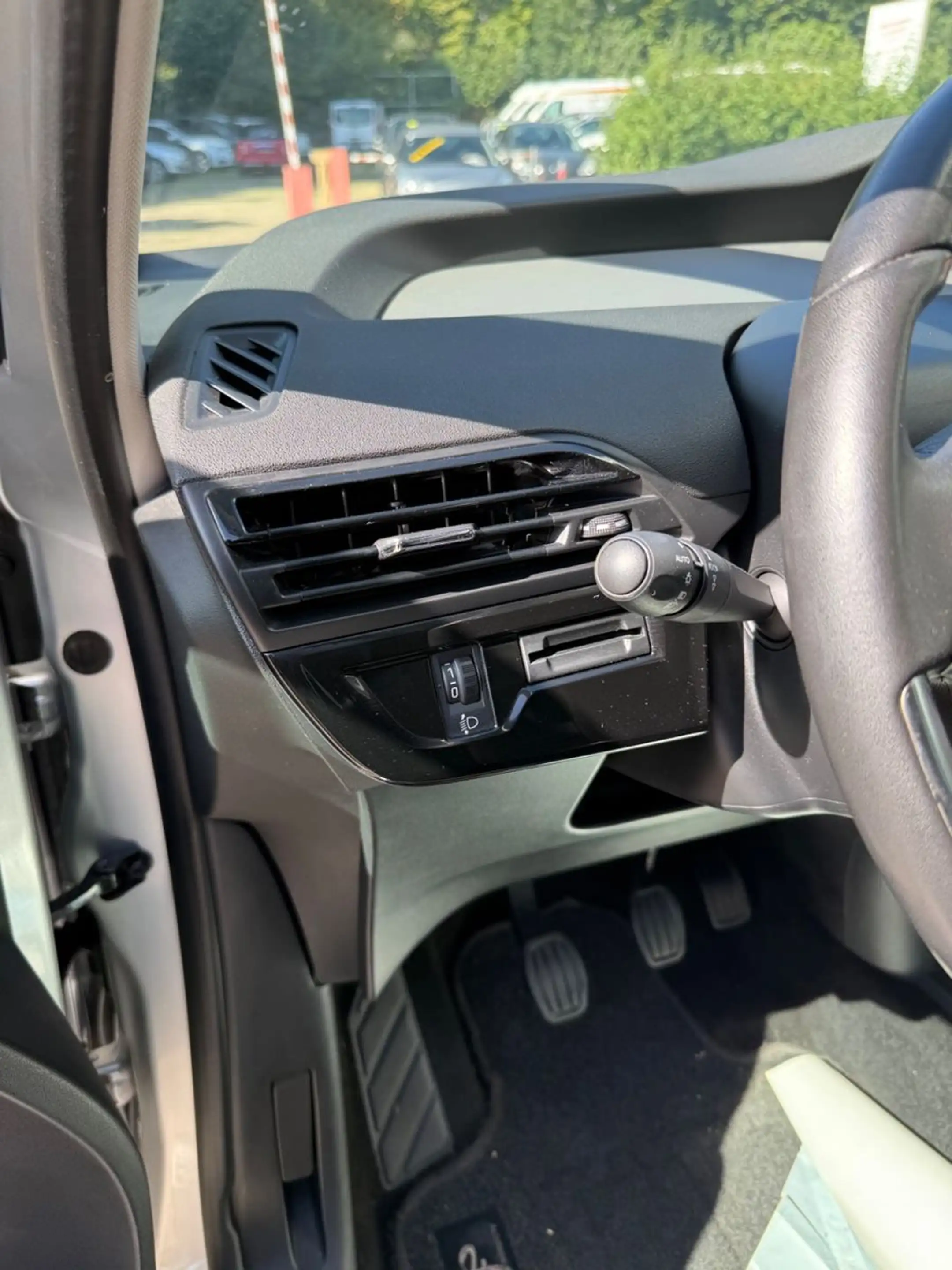 Citroen C4 Picasso 1 Hand TÜV Neu Stop&Start Top Zustand — photo 17